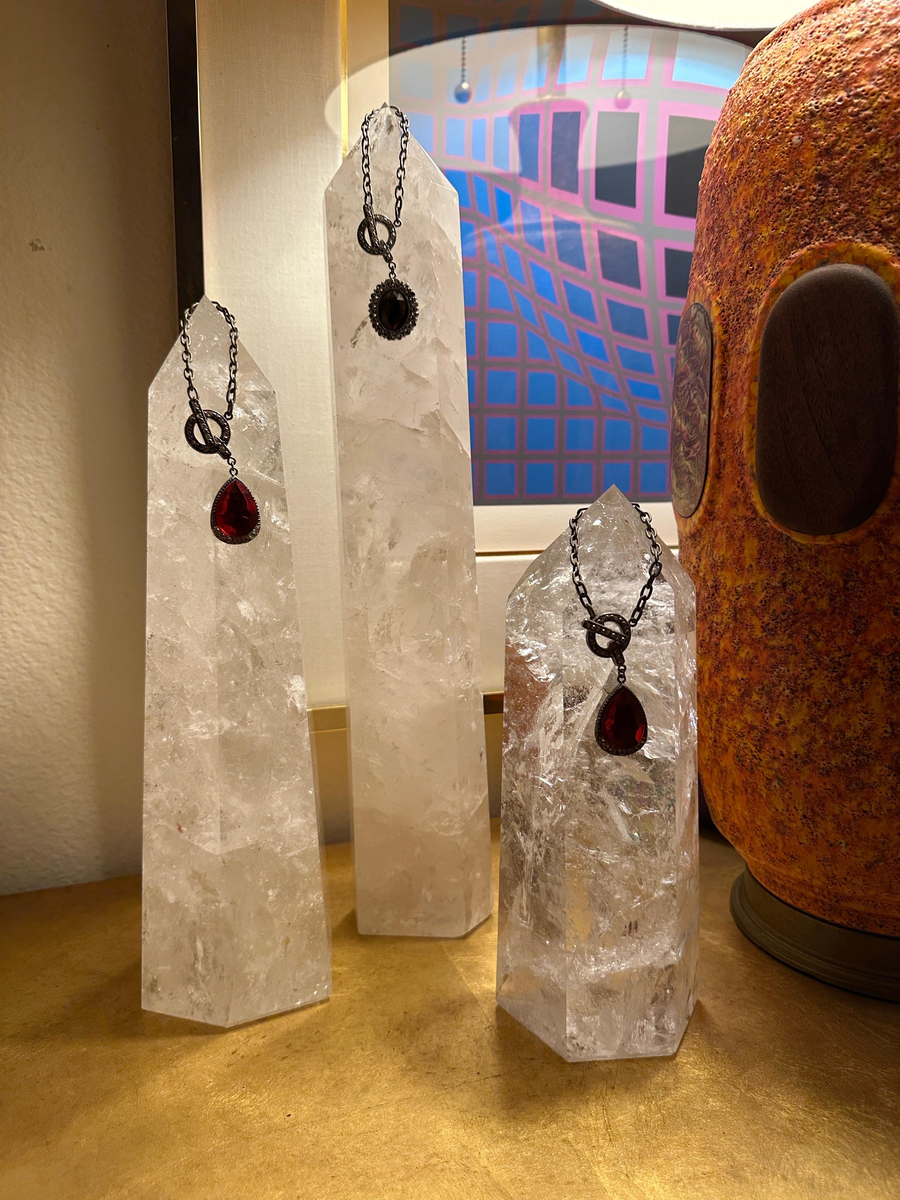 Ensemble d'obélisques en cristal de roche et quartz en vente 2