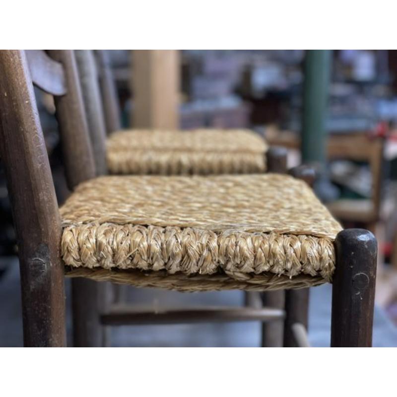 Set of Rustic Straw Side Chairs in the style of Perriand, France, 1950s In Excellent Condition For Sale In Andrézieux-Bouthéon, FR