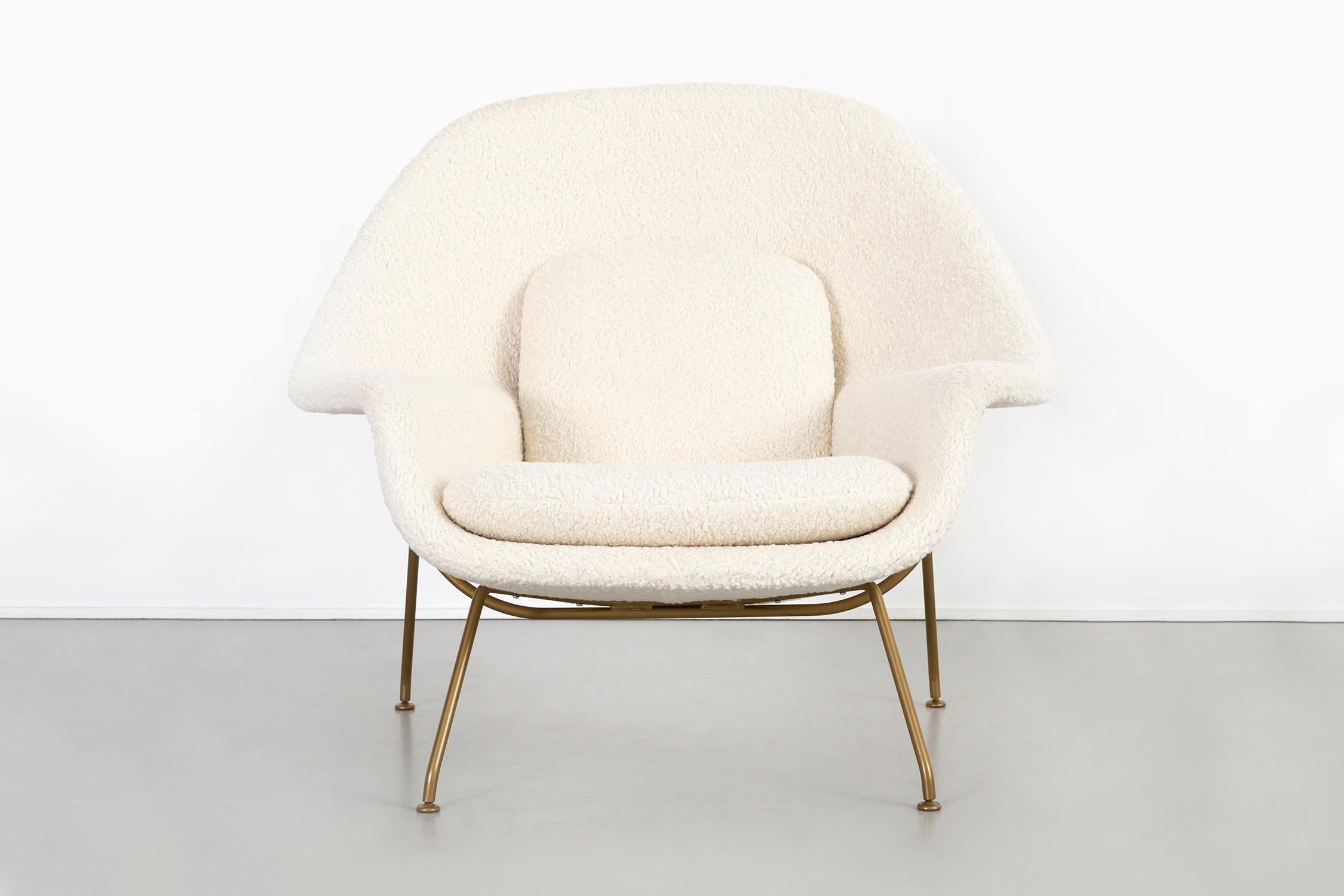 American Set of Saarinen for Knoll Mid-Century Modern Womb Chairs with Brass Bases