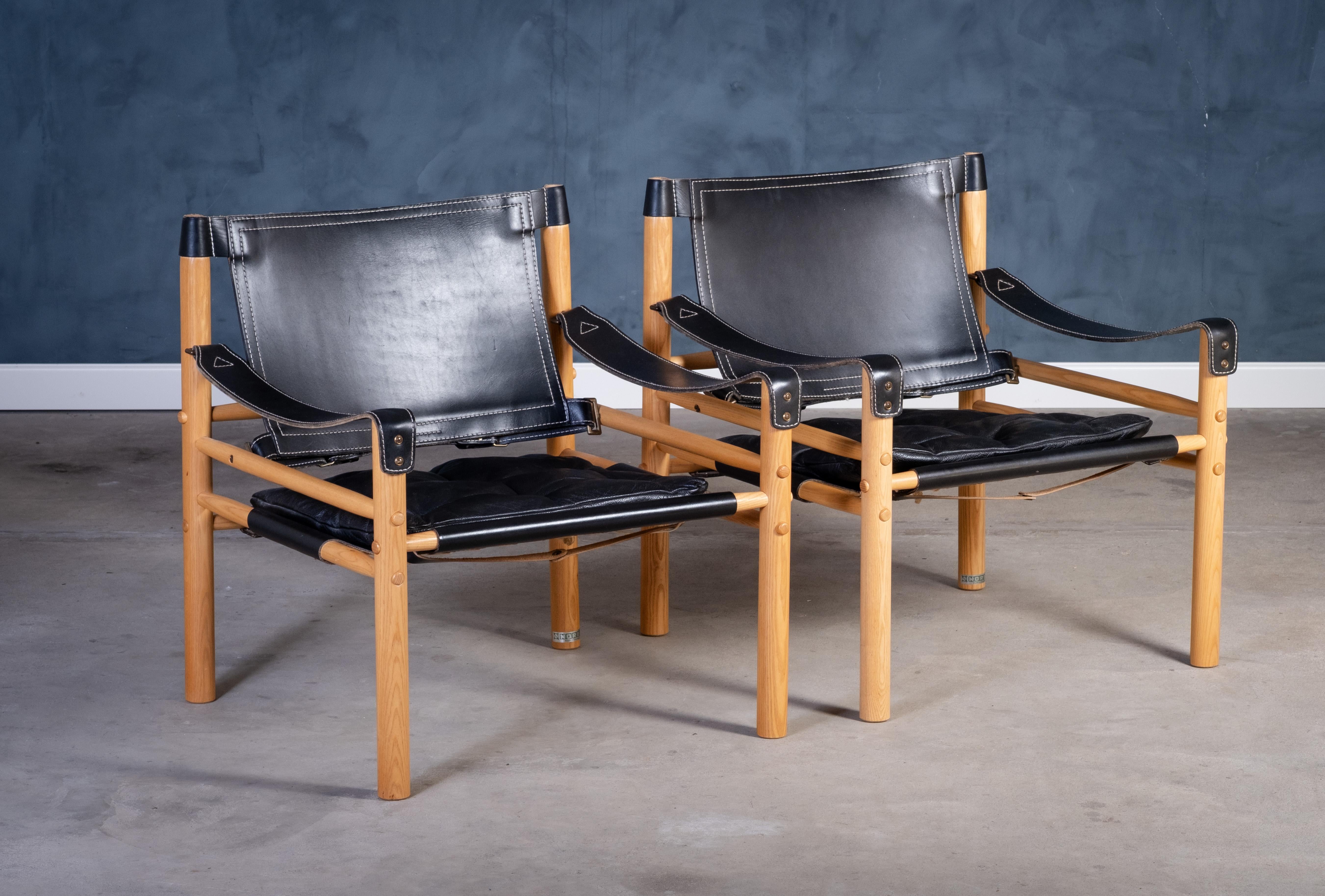 Set di sedie Safari di Arne Norell per Arne Norell Ab Sweden, anni '60 In condizioni buone in vendita a Nørre Aaby, DK