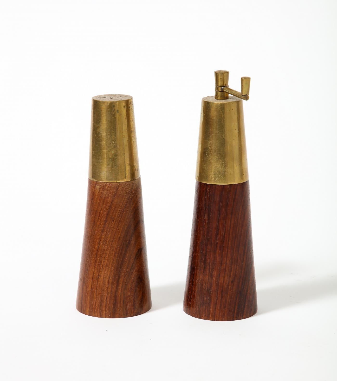 antique brass salt and pepper grinders