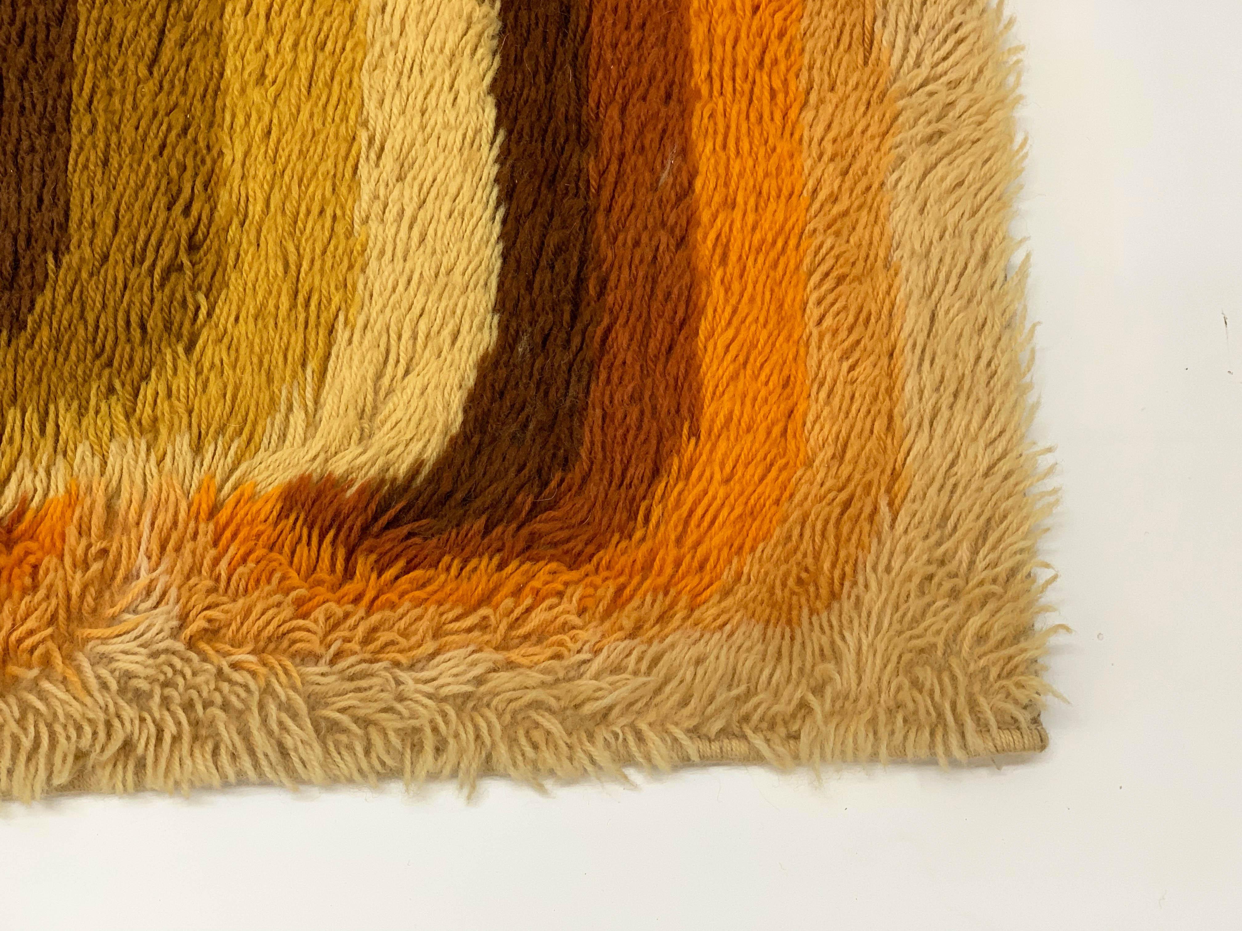 Set von Samit Borgosesia Beigefarbenen italienischen Teppichen aus reiner Schurwolle aus der Jahrhundertmitte, 1970 (Wolle) im Angebot