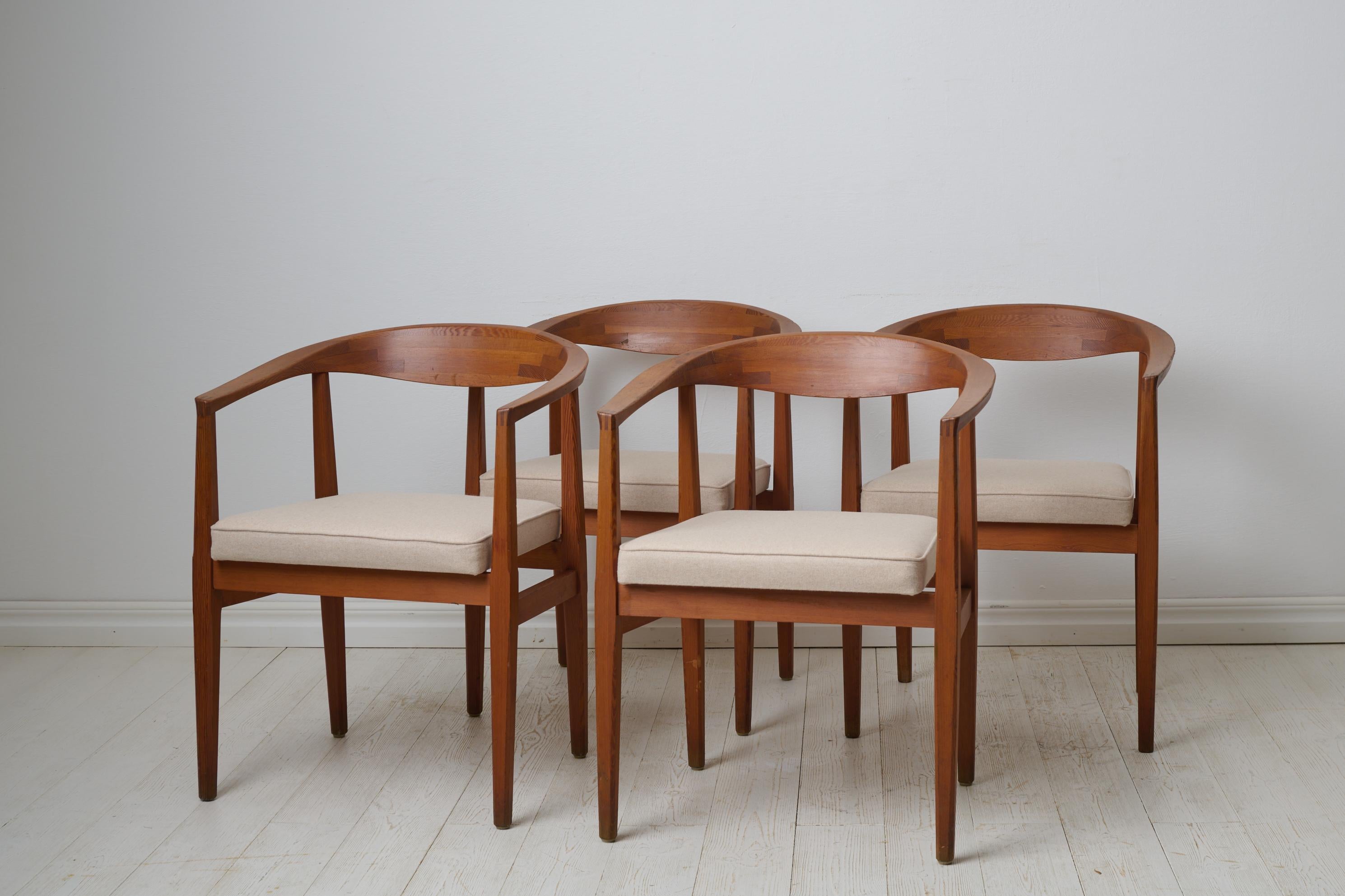 Scandinave moderne Ensemble de chaises de salle à manger scandinaves modernes S-96 par Eyjolfur Augustsson en vente