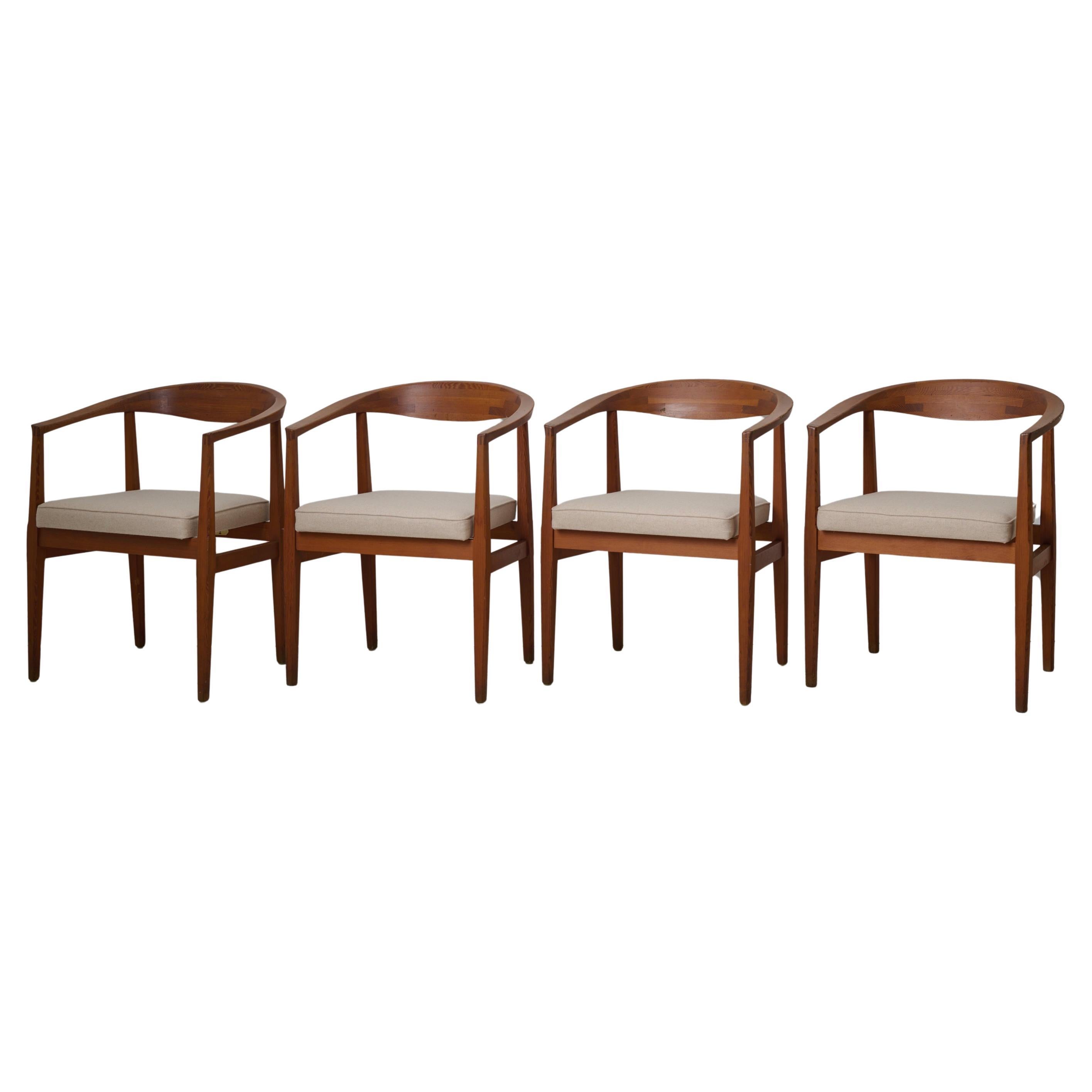 Ensemble de chaises de salle à manger scandinaves modernes S-96 par Eyjolfur Augustsson en vente