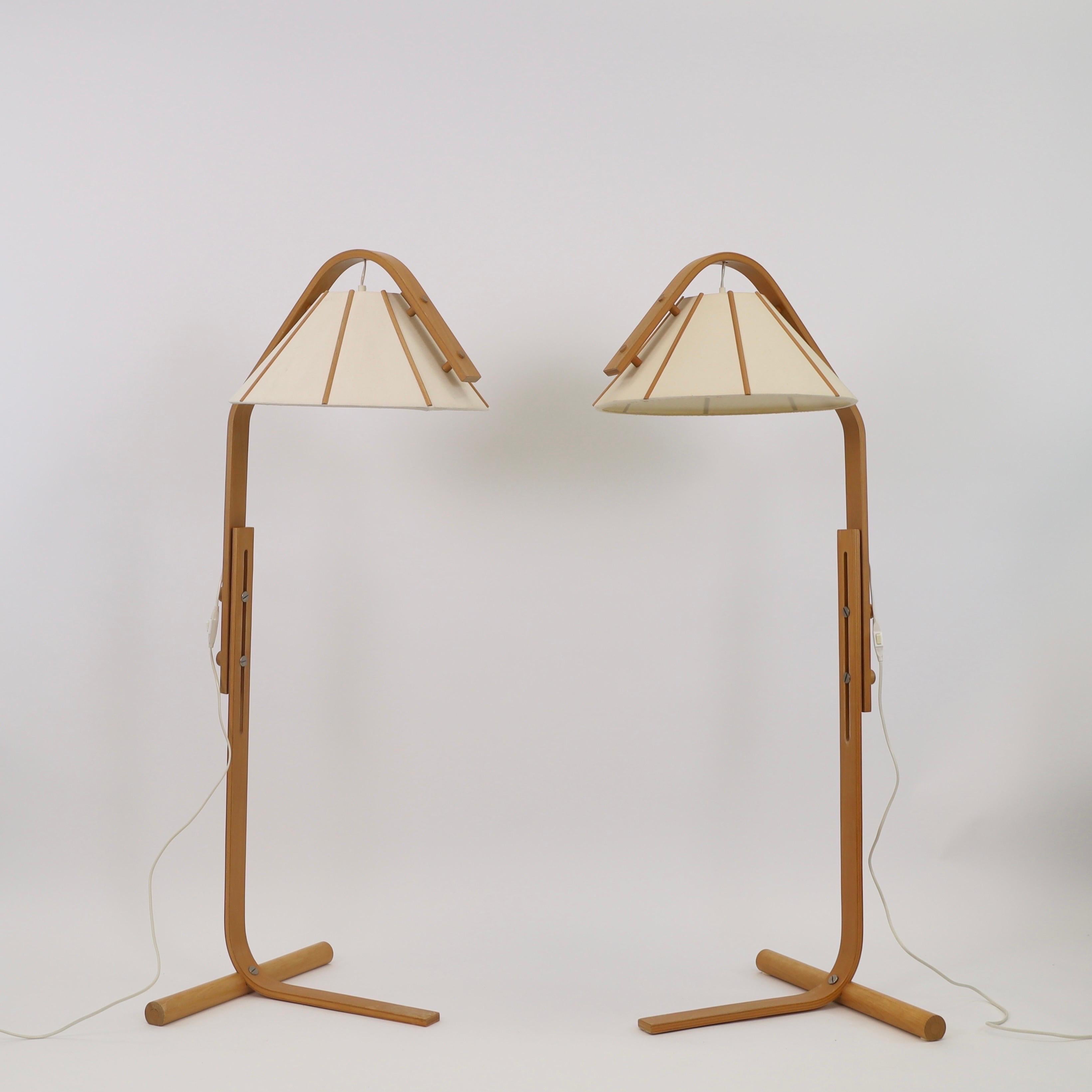 Fine XX secolo Set di lampade da terra The Modern Scandinavian di Jan Wickelgren, anni '70, Svezia in vendita