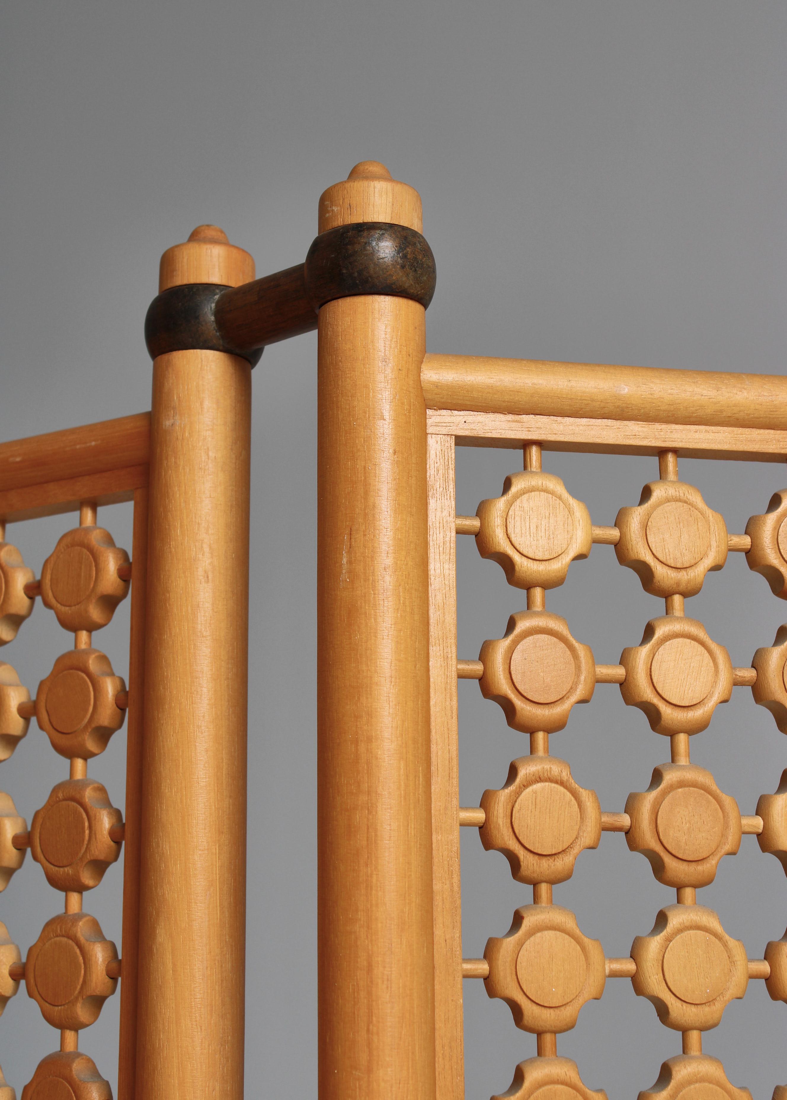 Faggio Set di paraventi o divisori scandinavi moderni in legno di faggio tinto, anni '40 in vendita
