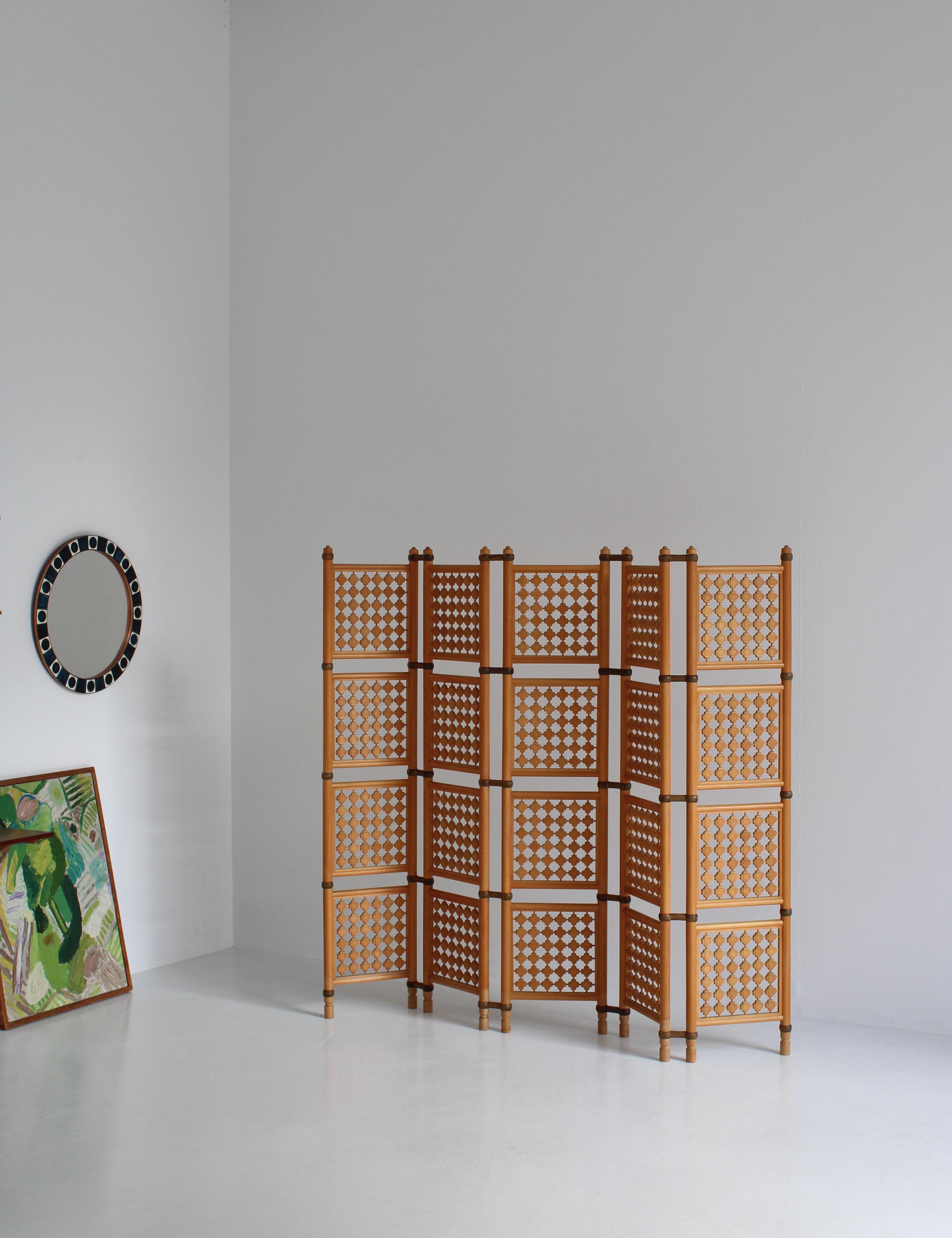 Set of Scandinavian Modern Screens or Room Dividers in Stained Beechwood, 1940s For Sale 13