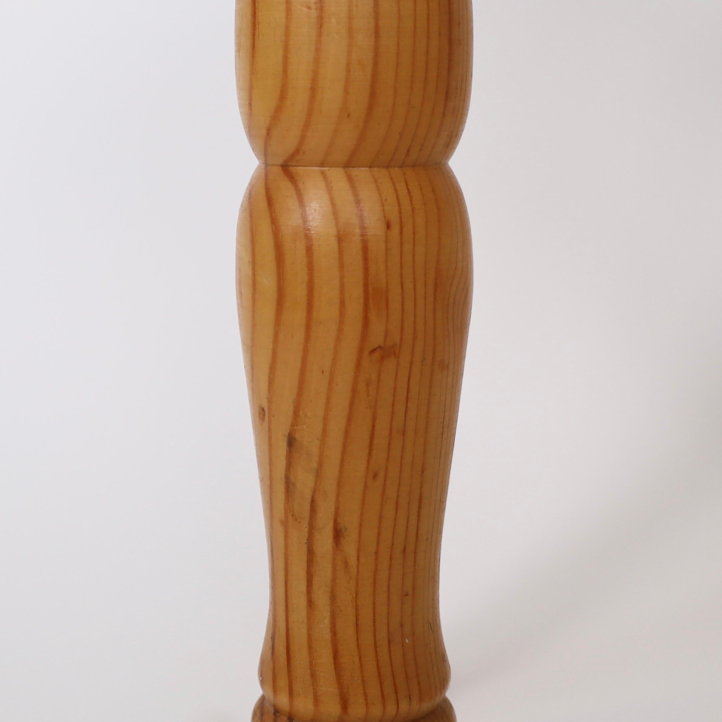 Ensemble de tabourets scandinaves en pin, Suède, 1970 en vente 3