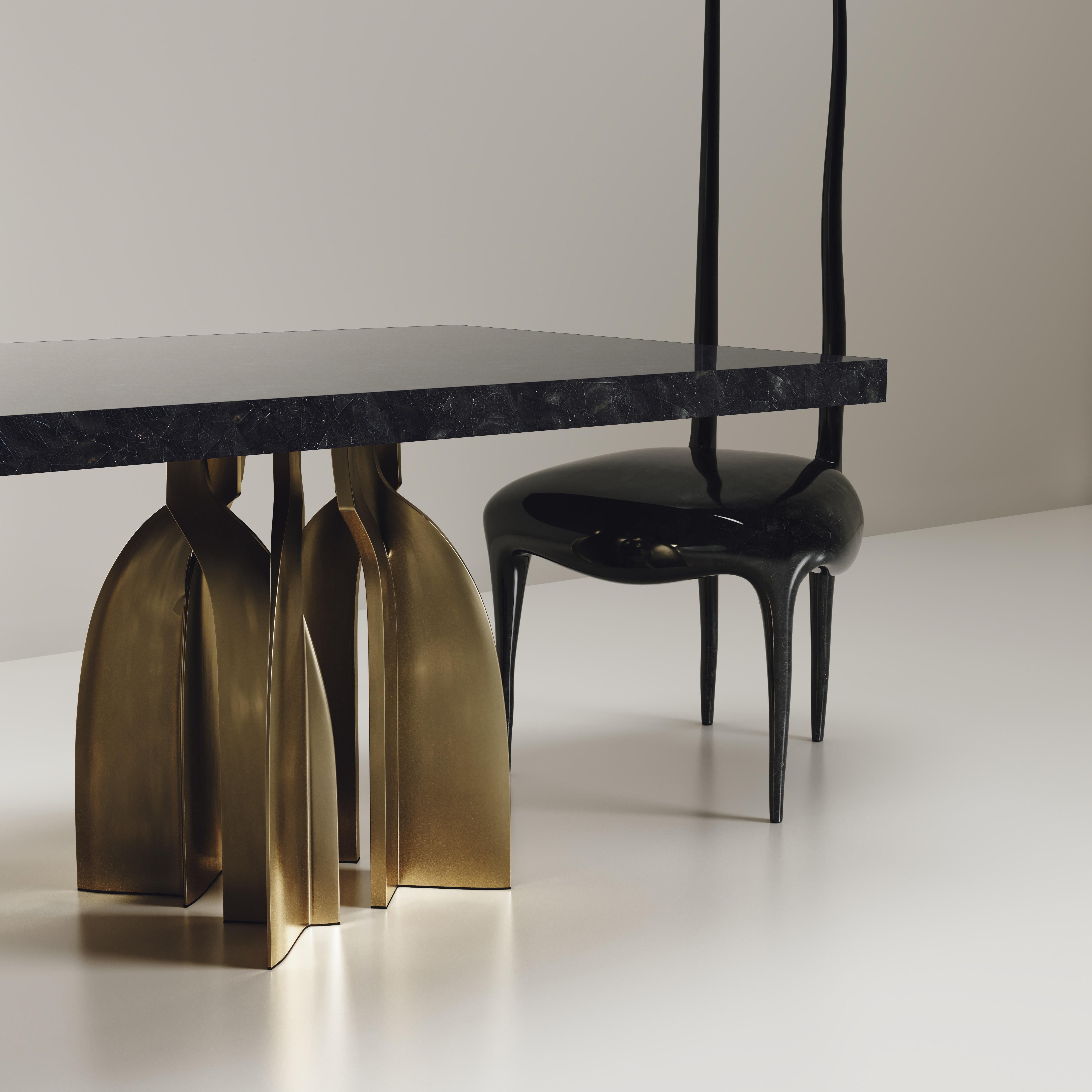 Set of Sculptural Chairs and Dining Table in Shell and Brass by Kifu Paris For Sale 1