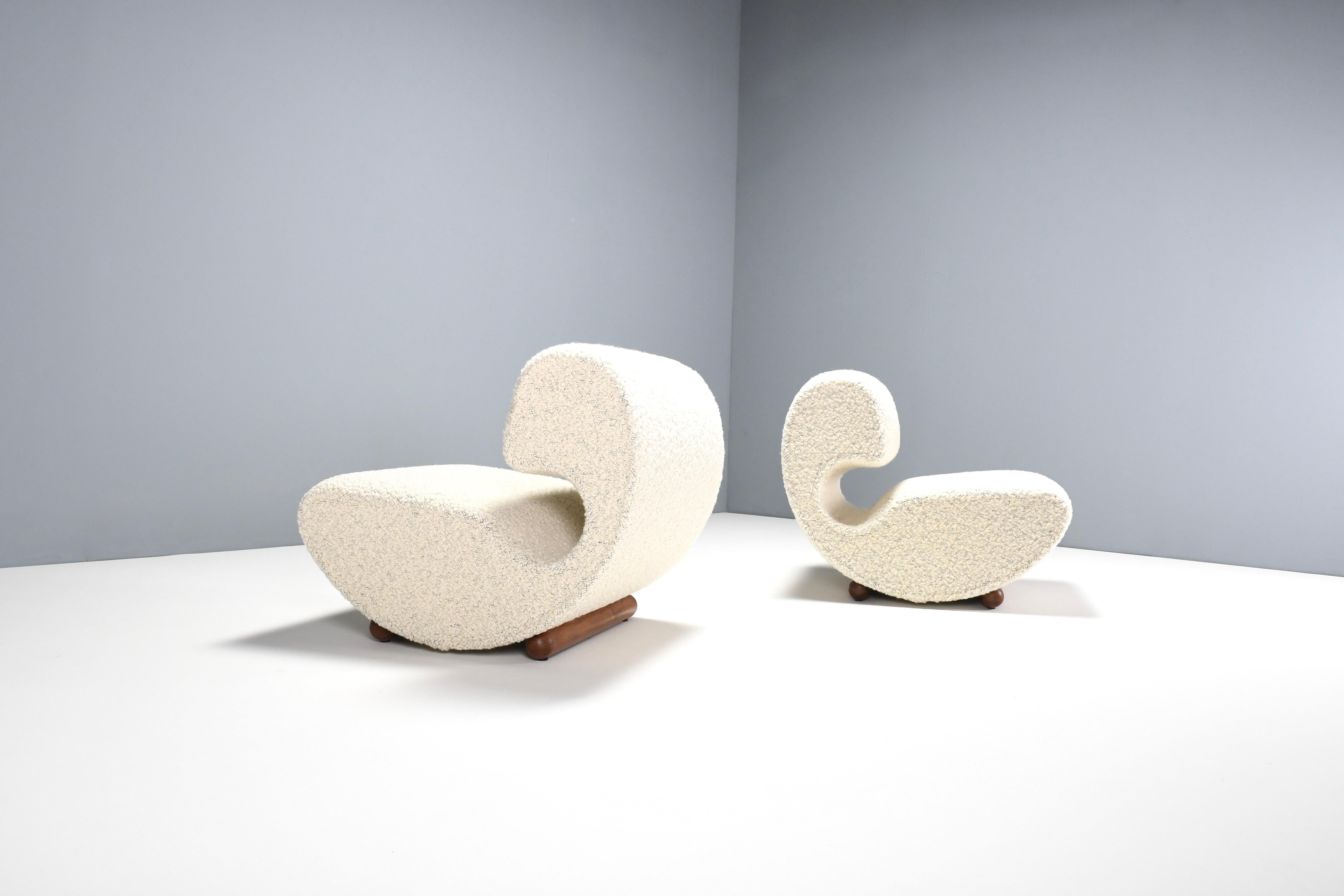 Italian Set of Sculptural Curved Chairs in a Thick Bouclé, Italy, 1960s