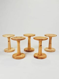 Ensemble de tabourets sculpturaux en pin par Rainer Daumiller, Danemark, années 1970