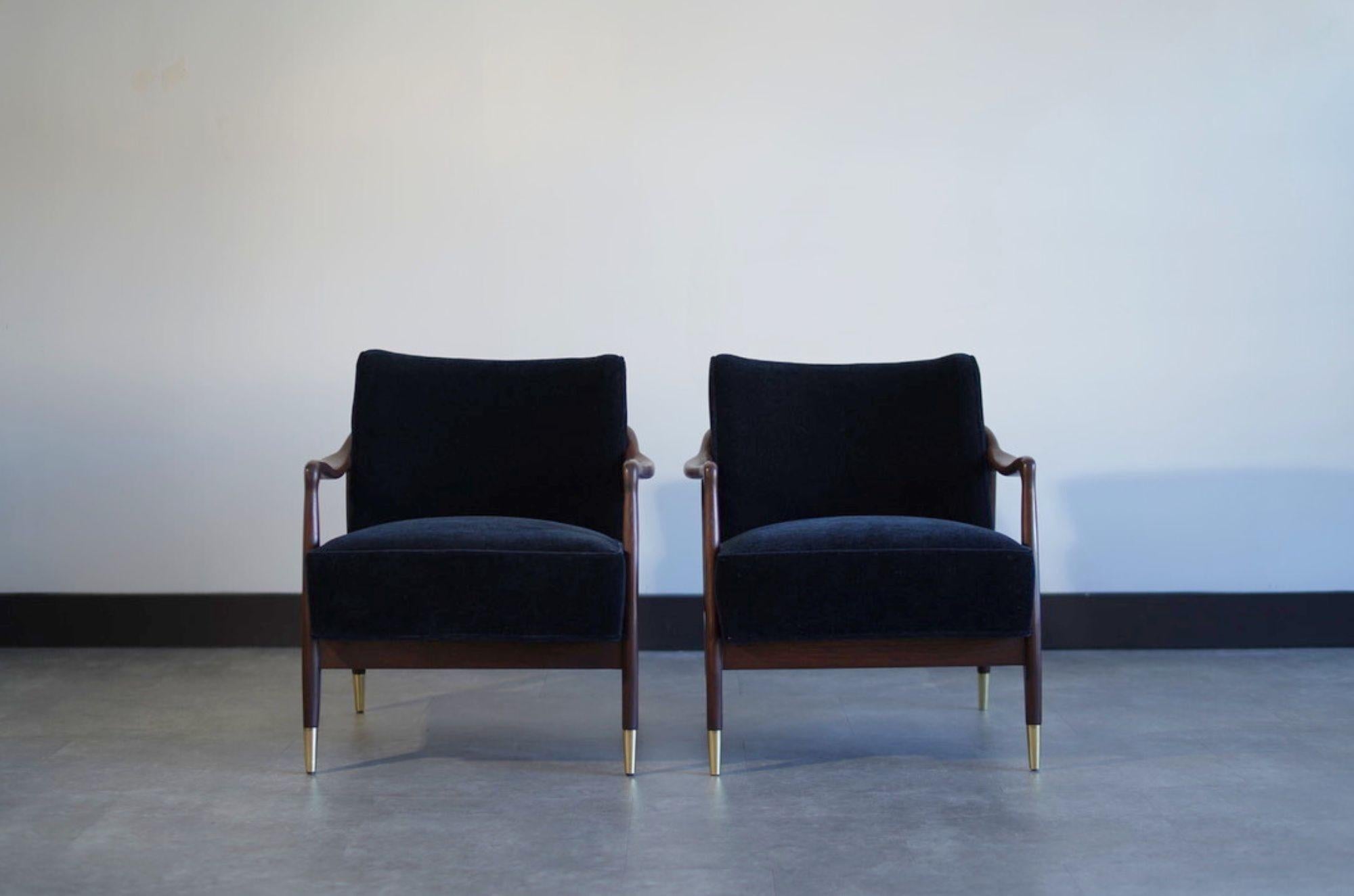 American Set of Sculptural Walnut Lounge Chairs in Mohair, C. 1950s