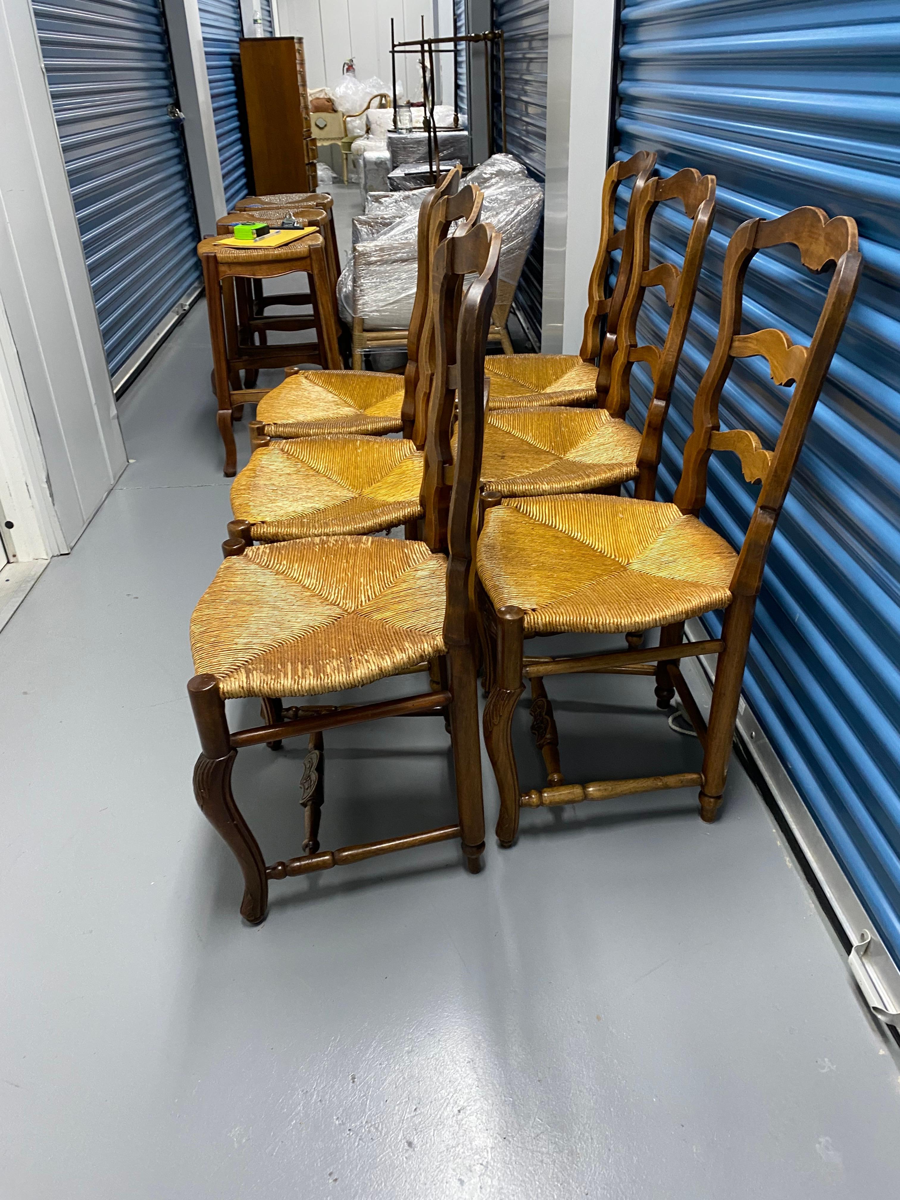 Set of Seven 19th C French Provençal Ladder Back Walnut Rush Seat Dining Chairs For Sale 7