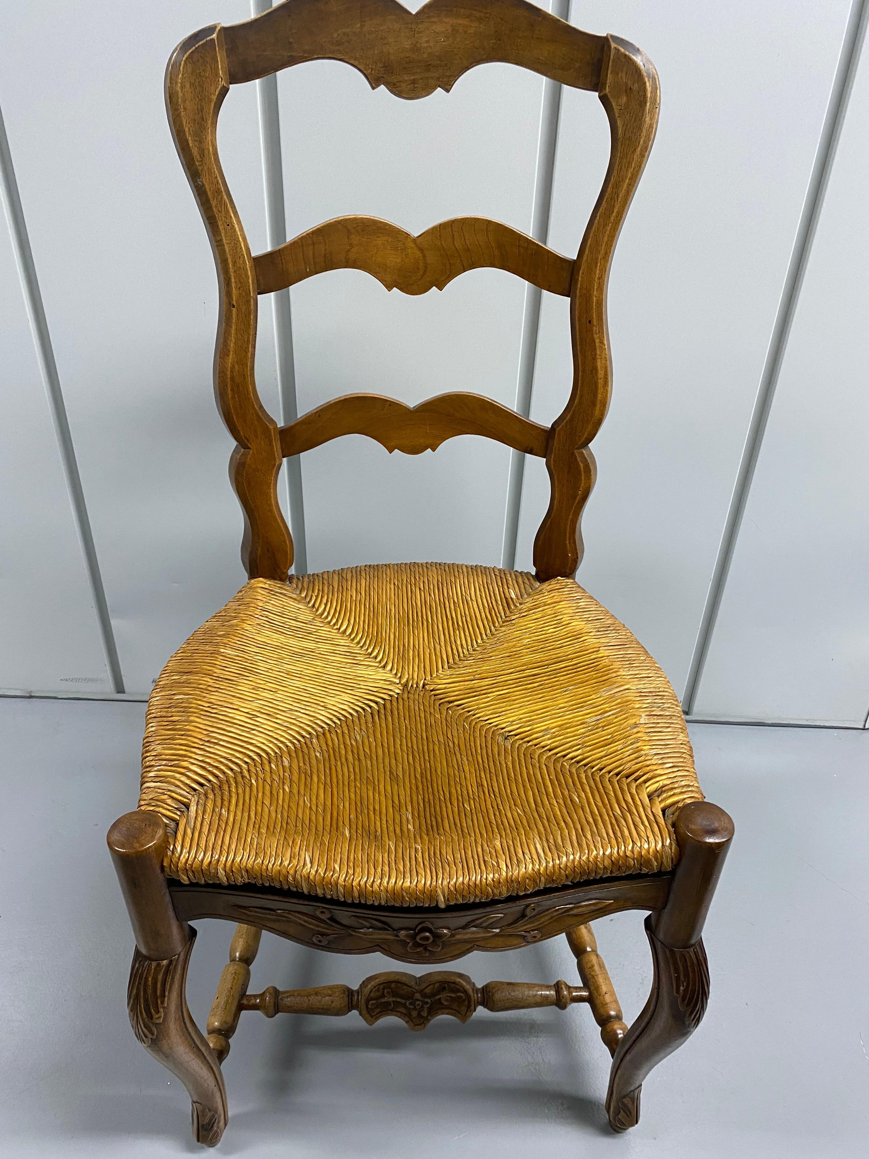Set of Seven 19th C French Provençal Ladder Back Walnut Rush Seat Dining Chairs For Sale 12