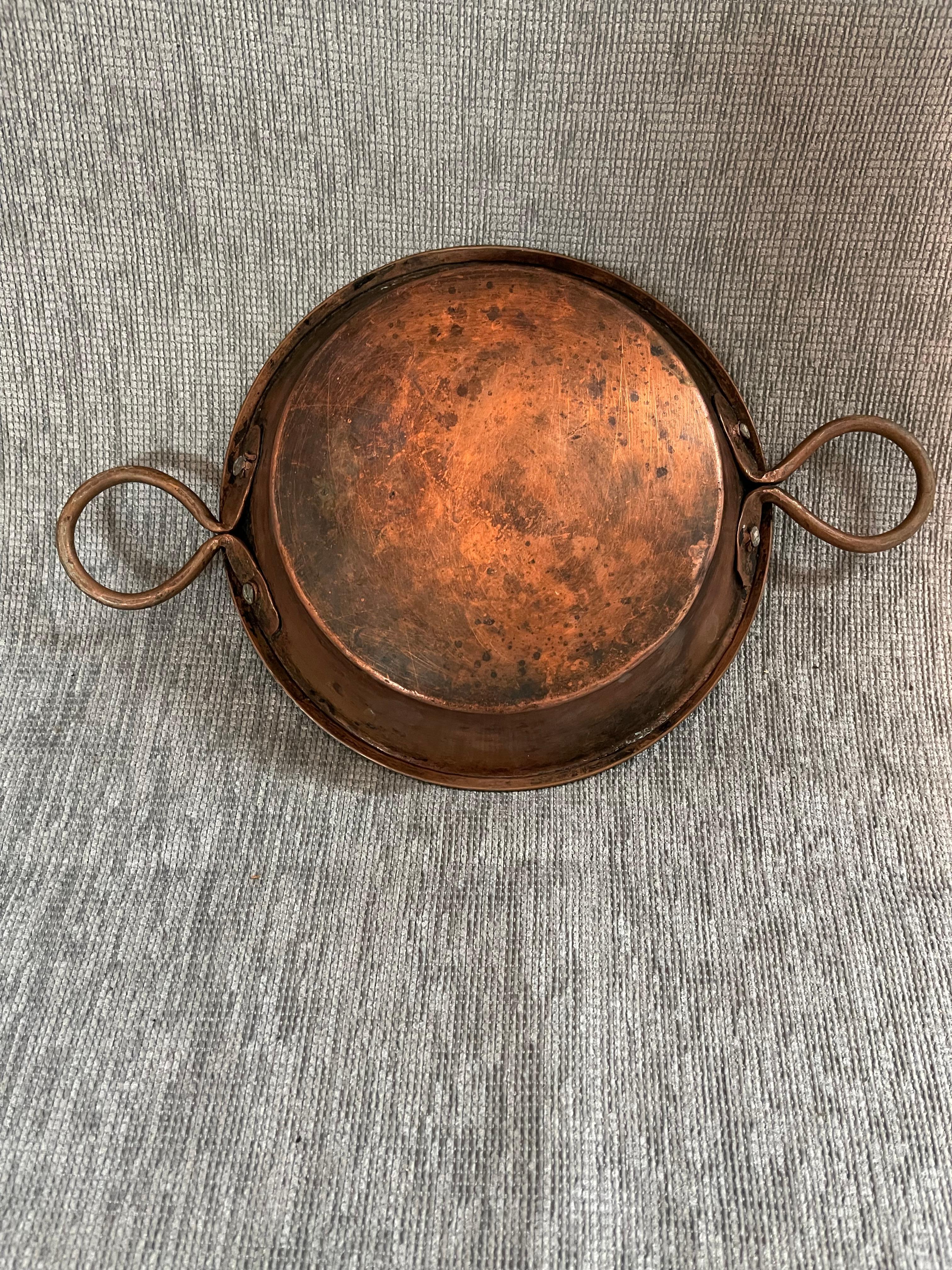 Satz von sieben französischen Kupfergratins des 19. (Französische Provence) im Angebot