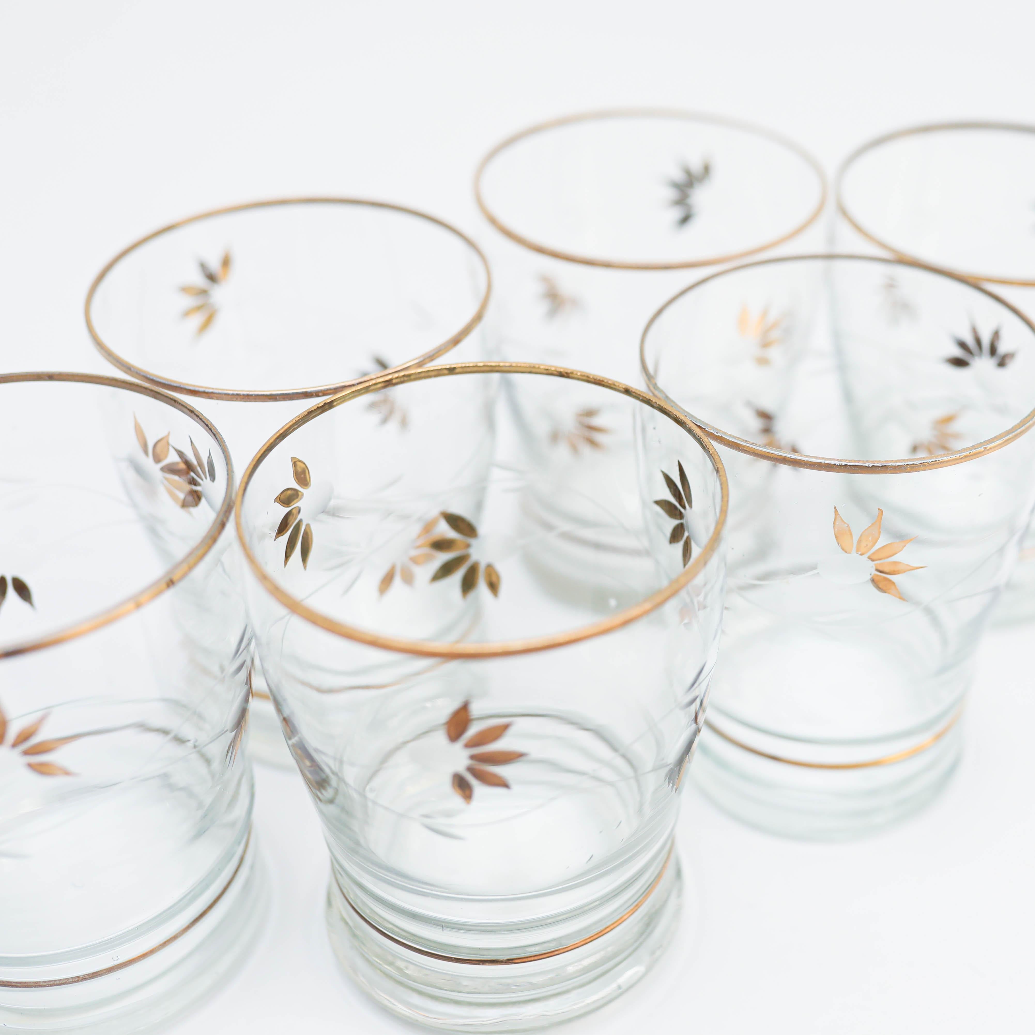  Set of Seven Antique Glass Vase and glasses, circa 1970 For Sale 8