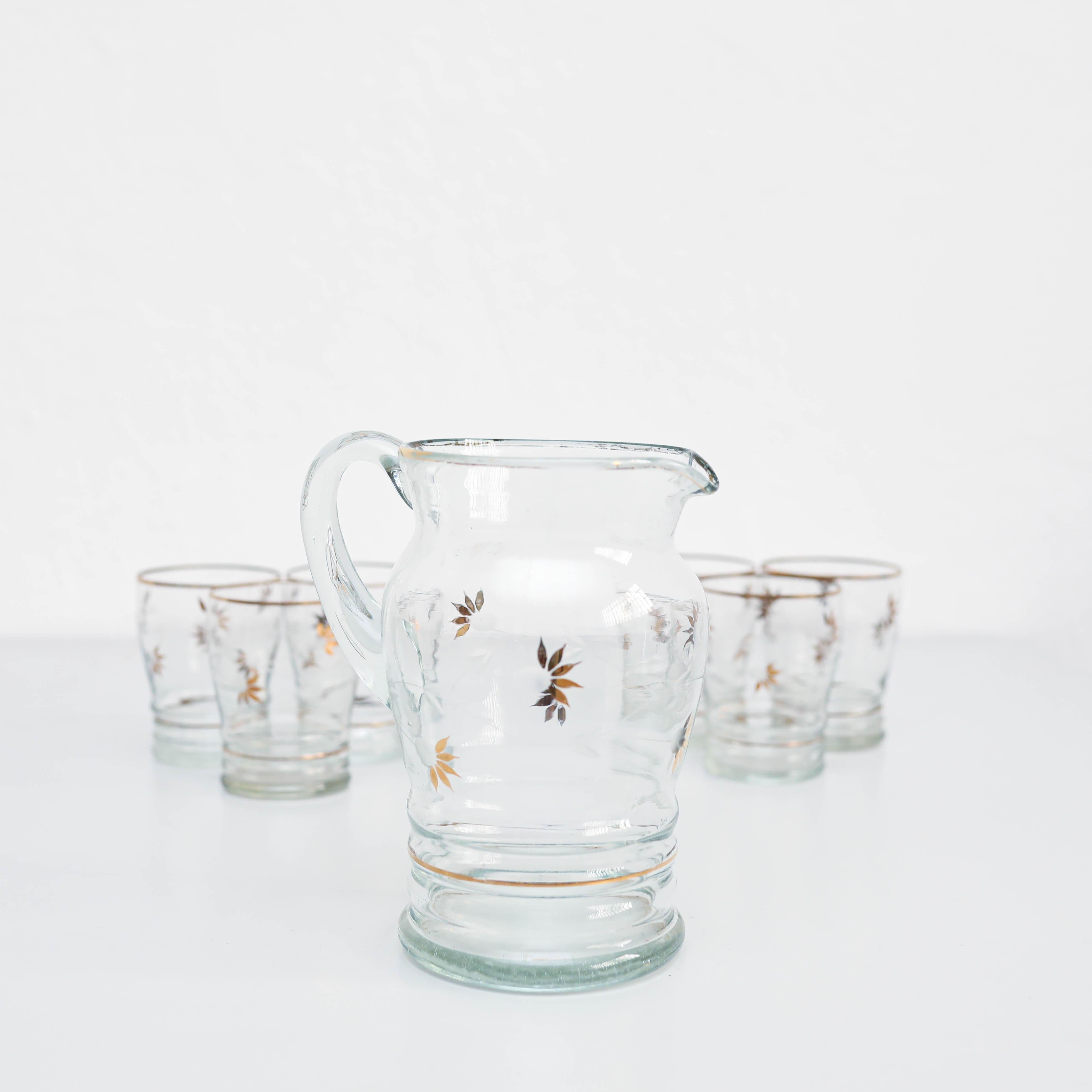  Set of Seven Antique Glass Vase and glasses, circa 1970 For Sale 1