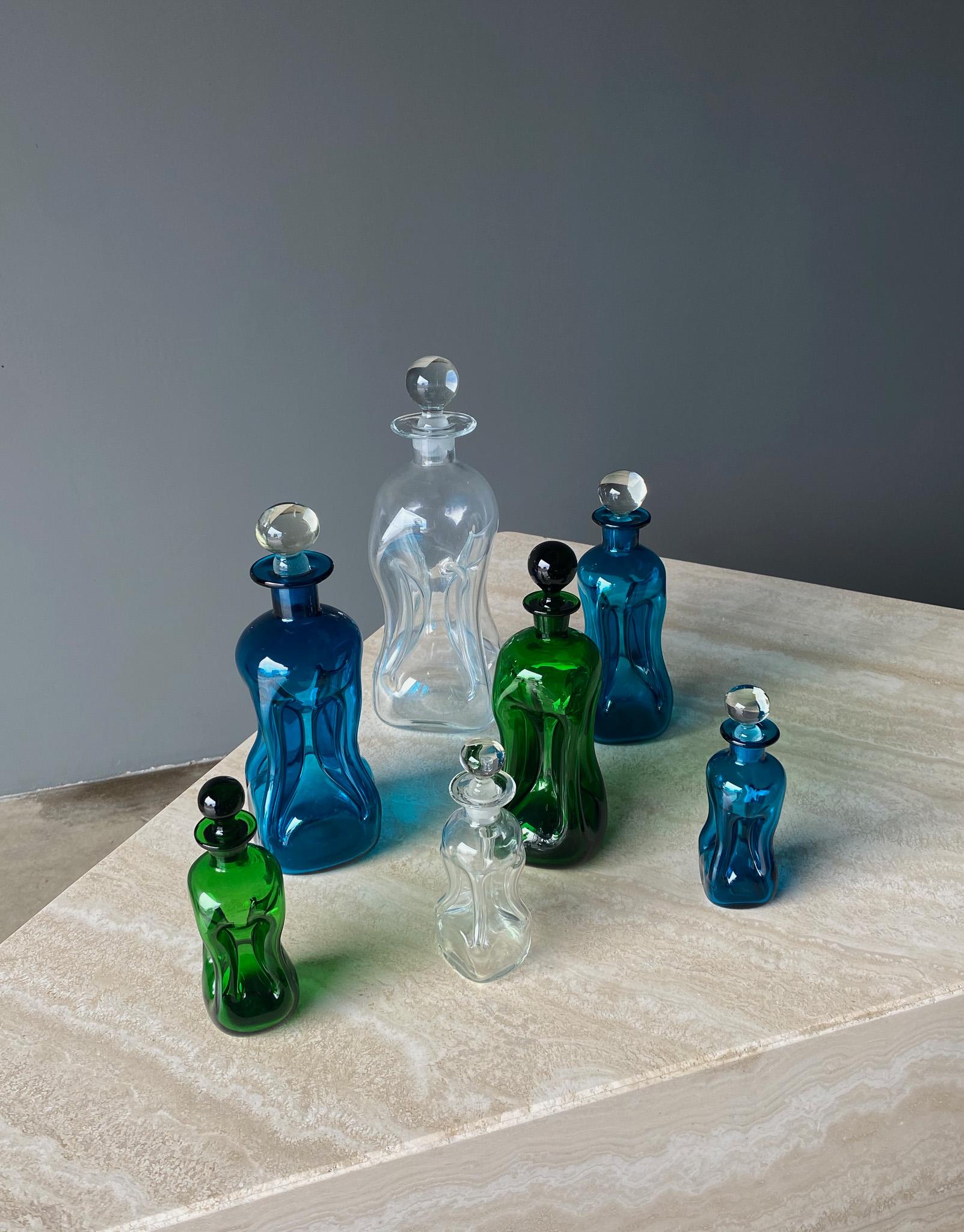 Set of Seven Art Glass Decanters by Holmegaard, Denmark, 1960s For Sale 4