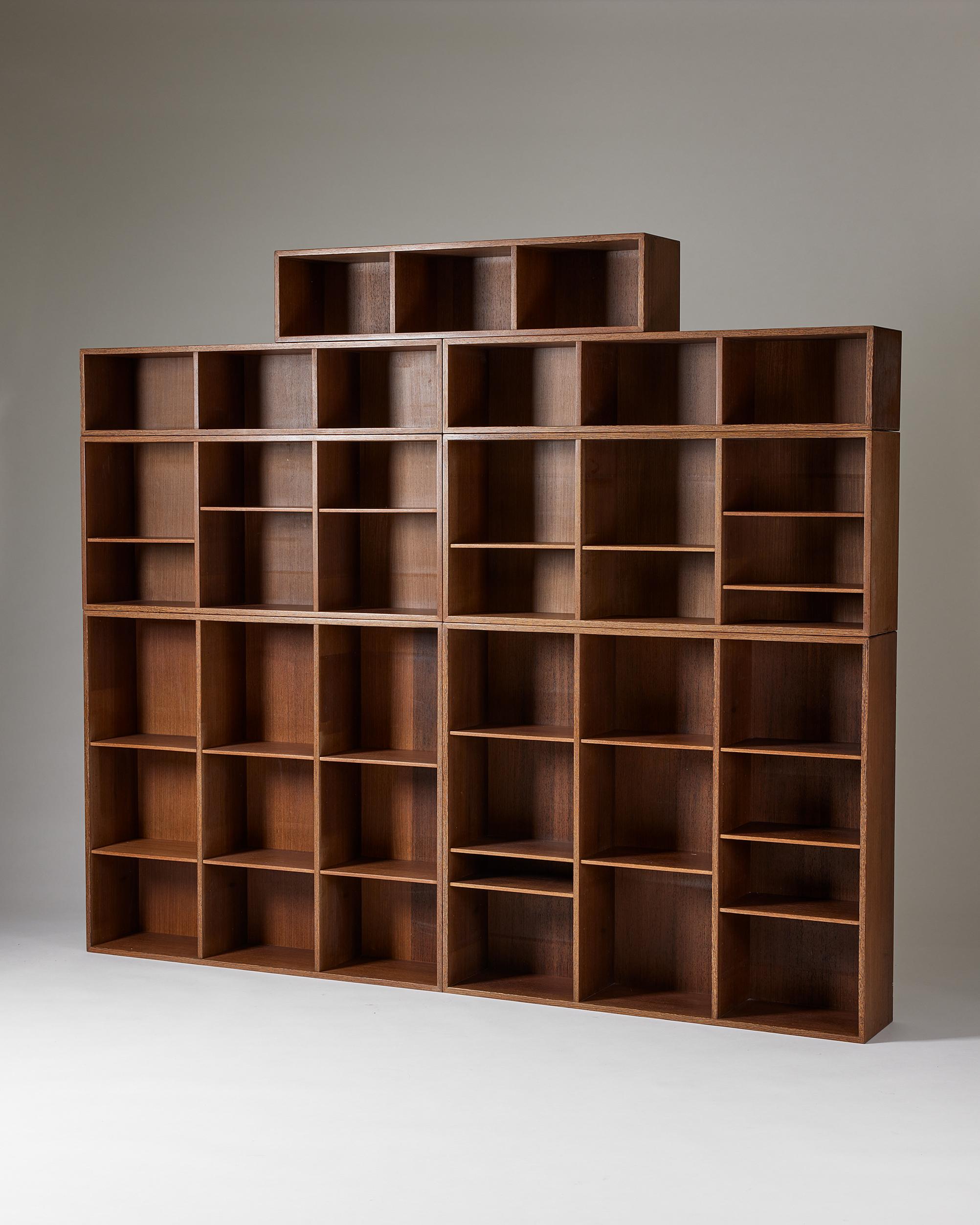 Set of seven bookshelves model 24 designed by Erik Wörts In Good Condition In Stockholm, SE