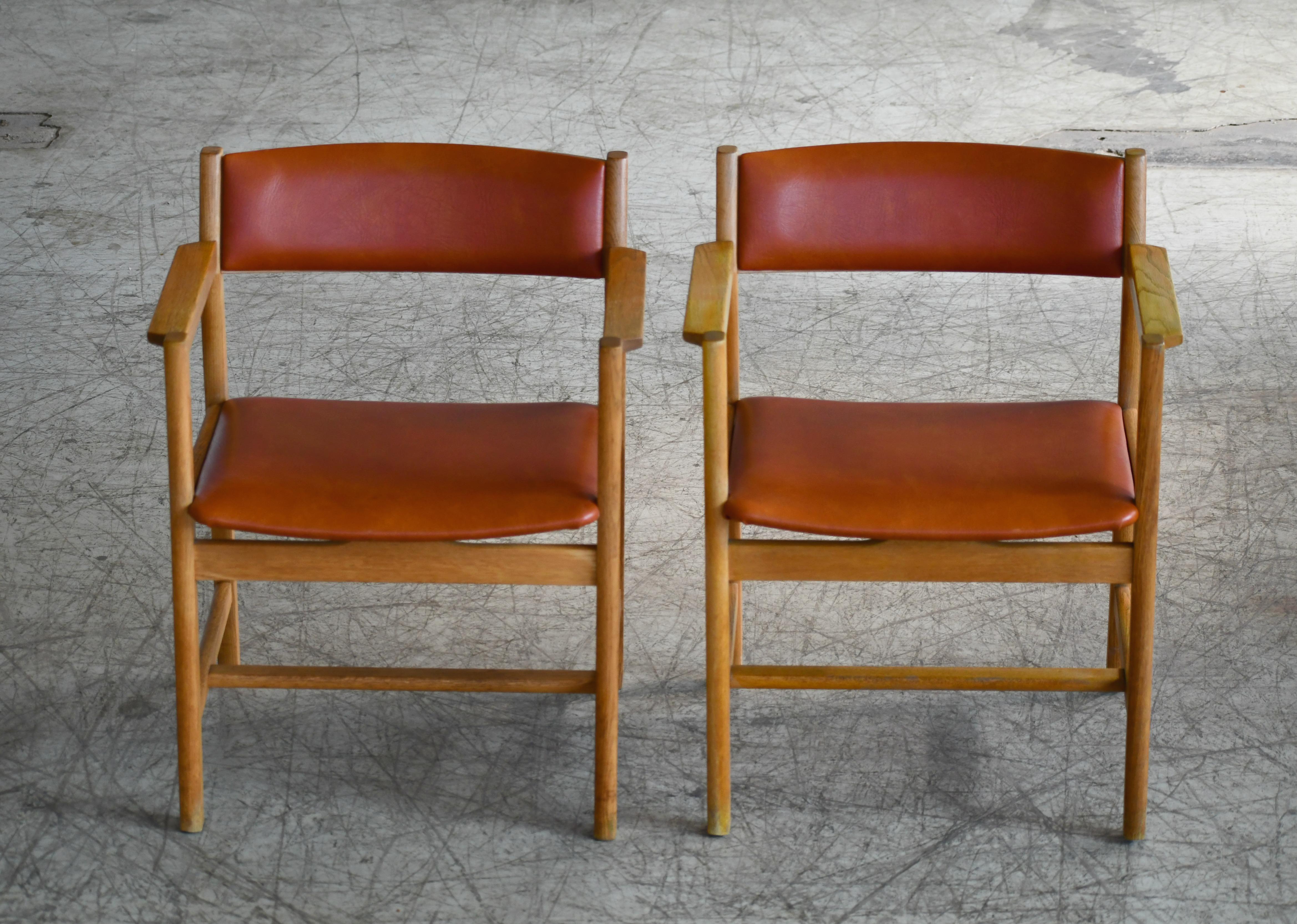Mid-Century Modern Set of Seven Børge Mogensen Dining Chairs Model 101 in Oak Danish Midcentury