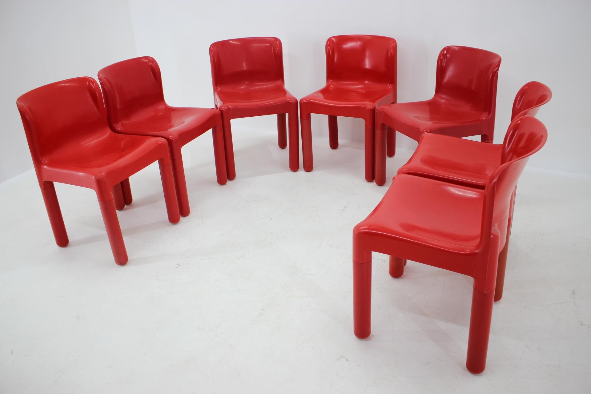 Plastic Set of Seven Chairs Kartell Designed by Carlo Bartoli, Italy, 1980s