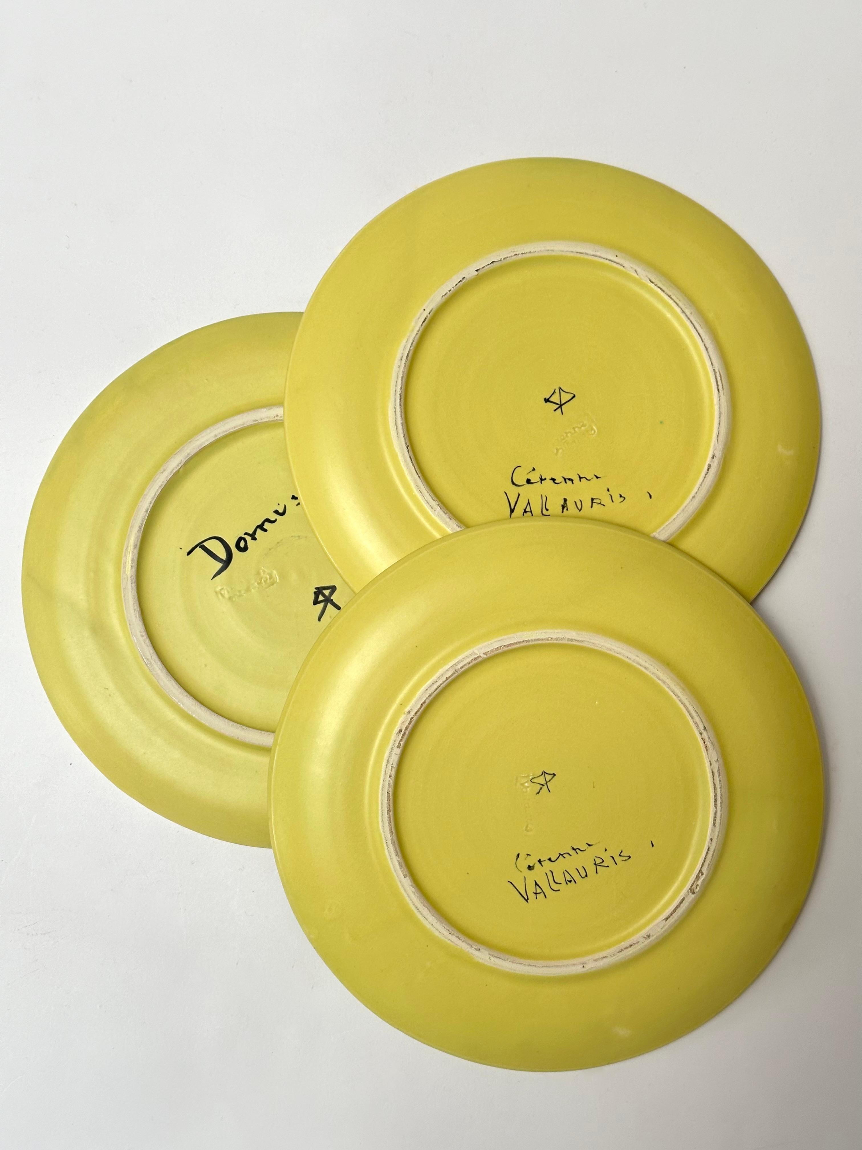 Juego de siete platos decorativos, Cerenne, Vallauris c. 1950 en venta 2