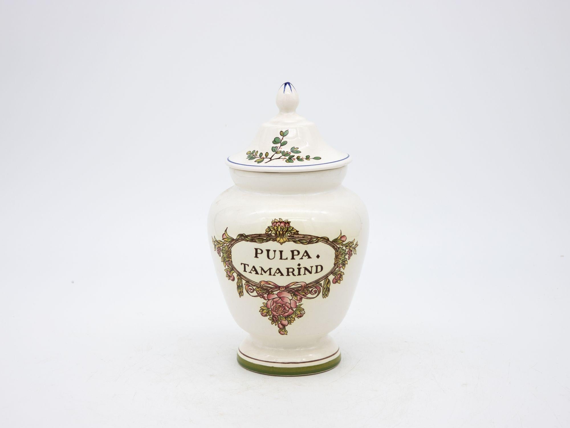 Set of Seven Early 20th Century French Provence Apothecary Jars For Sale 4