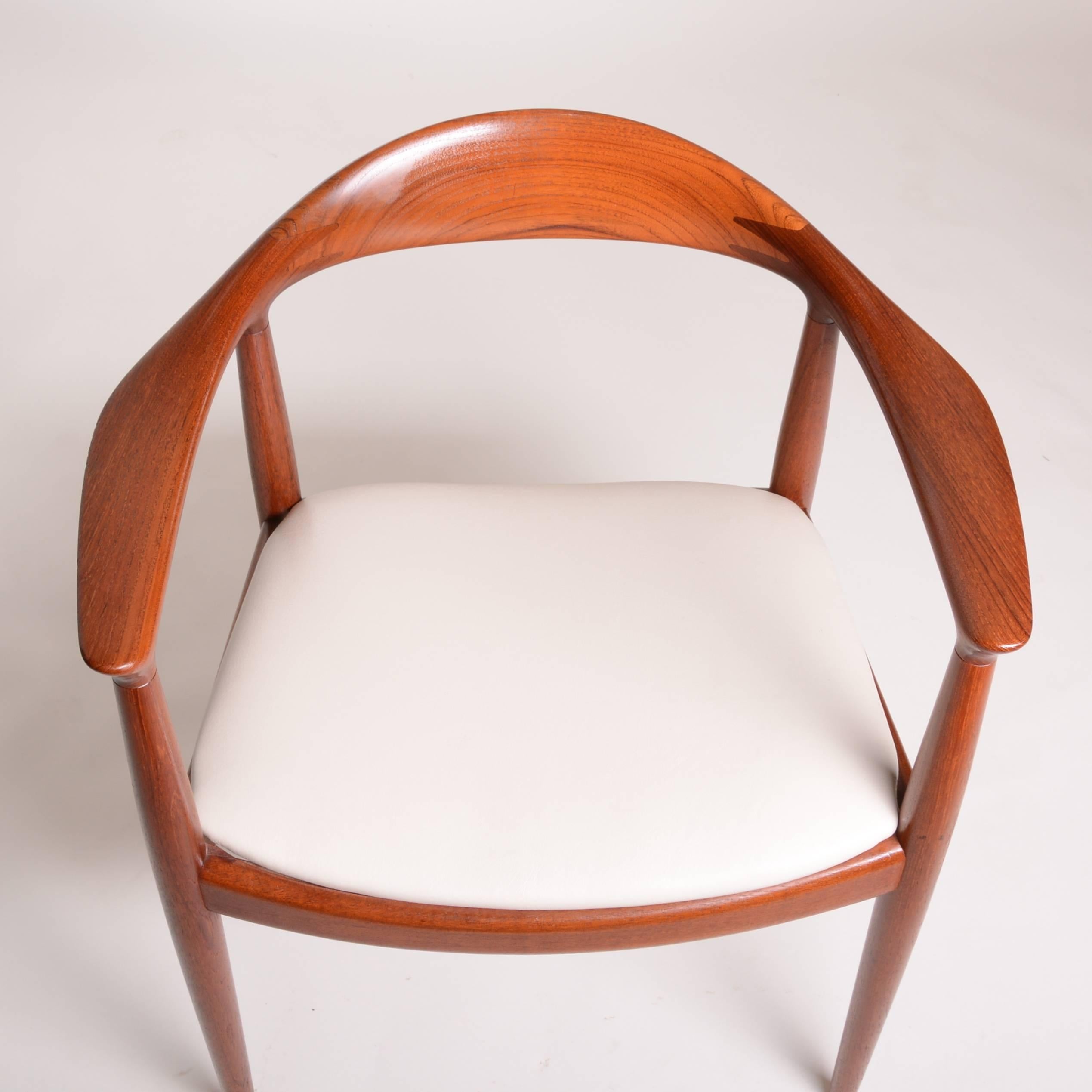 4 Early Hans Wegner for Johannes Hansen JH-503 Chairs in Teak For Sale 6