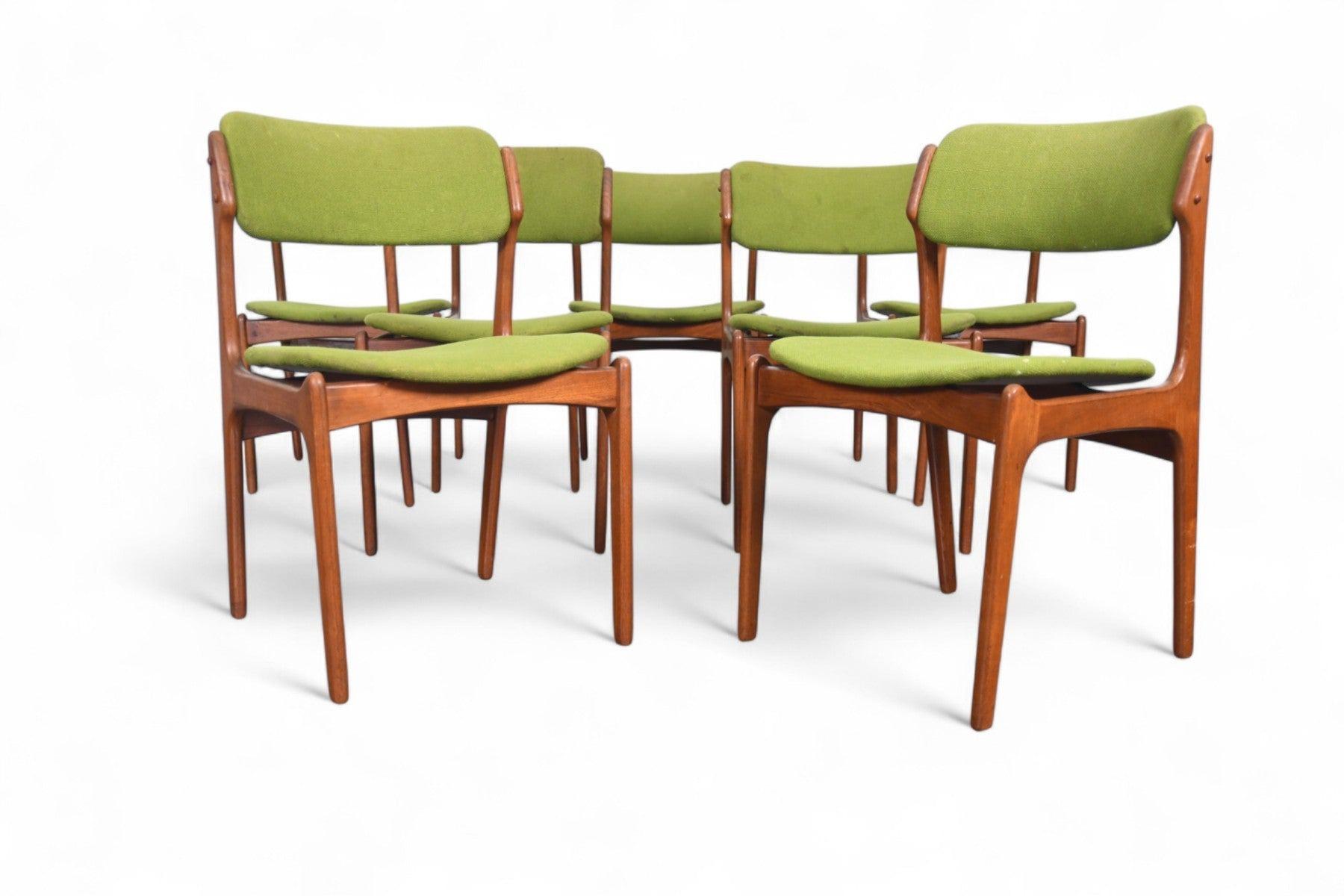 Origin: Denmark
Designer: Erik Buch
Manufacturer: Oddense Maskinsnedkeri
Era: 1960s
Materials: Teak, Wool

Measurements:  19″ wide x 18″ deep x 31.5″ tall, Seat: 18