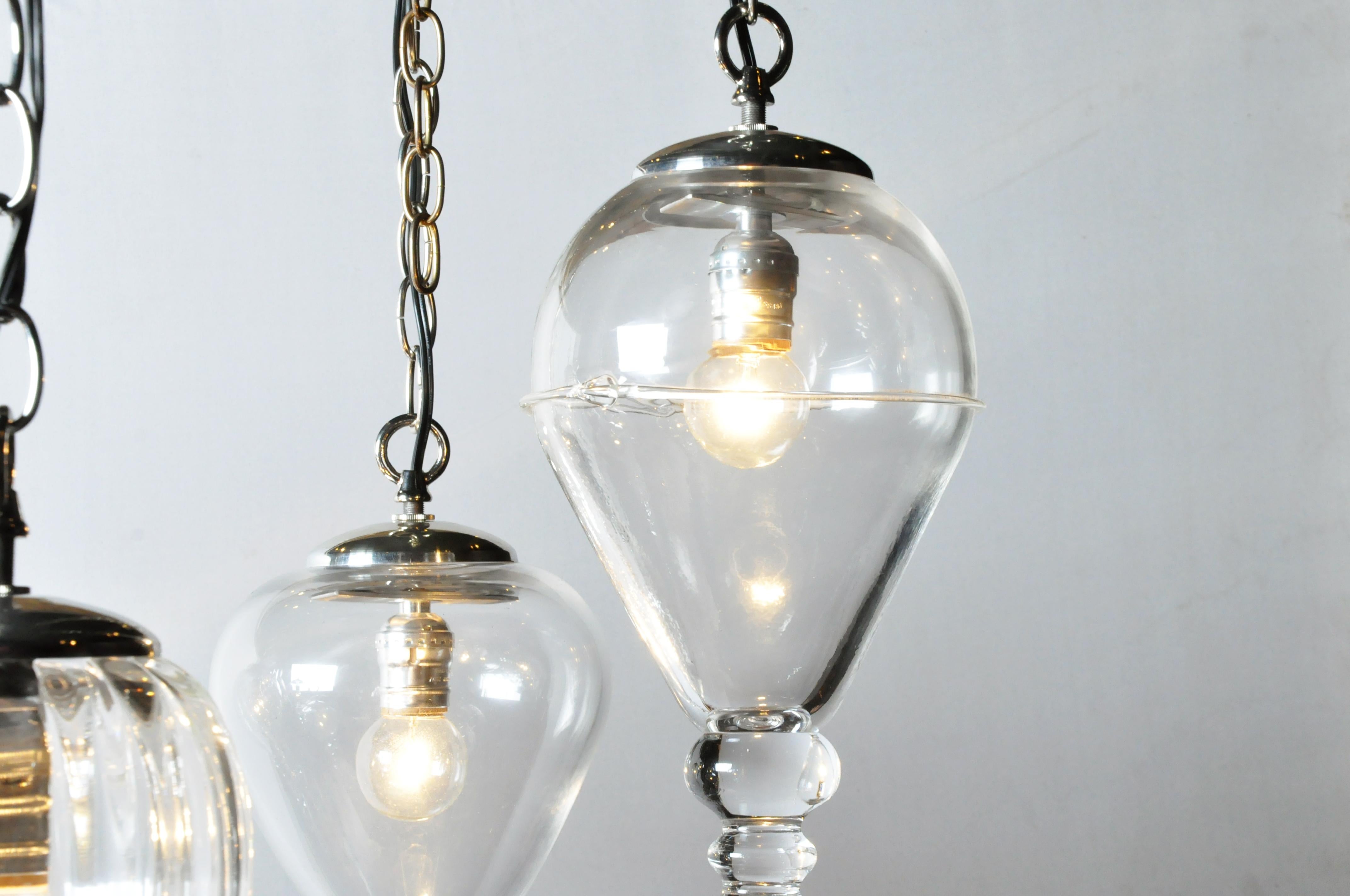 Set of Seven Handblown Glass Pendant Light Fixture In Good Condition In Chicago, IL
