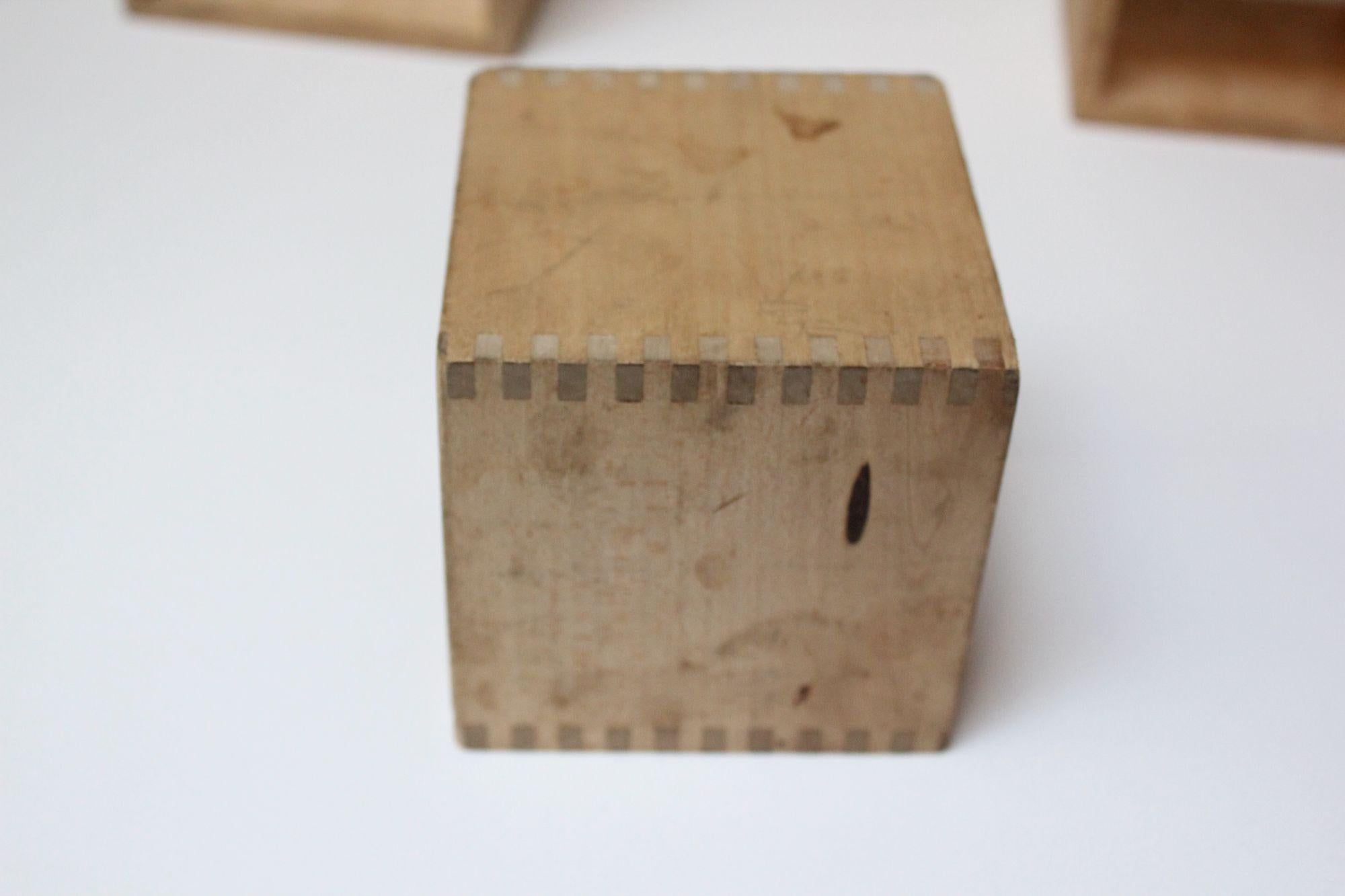 Set of Seven Handmade Vintage Primitive Vintage Nesting Cubes/Blocks in Pine For Sale 10
