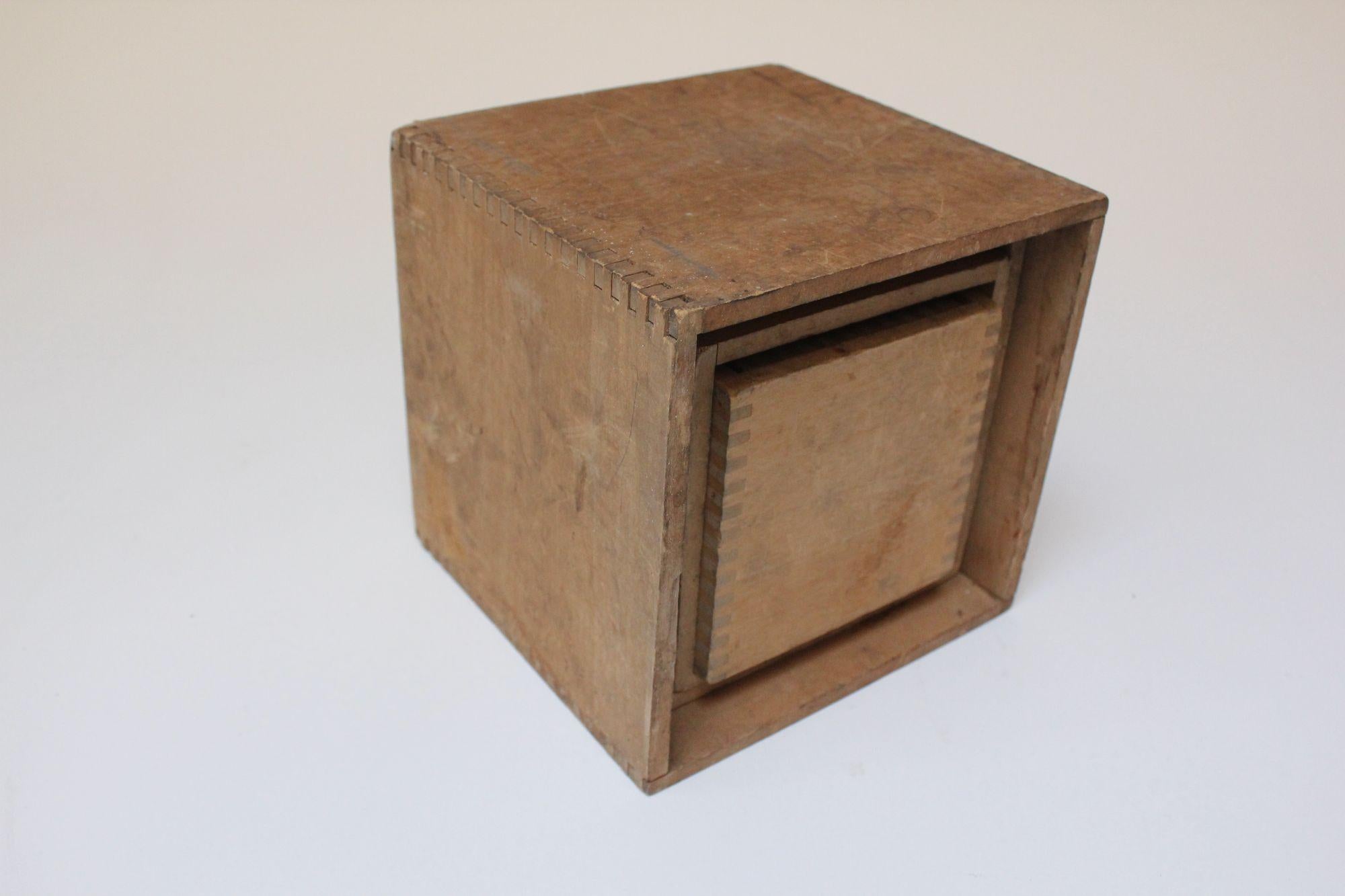 American Set of Seven Handmade Vintage Primitive Vintage Nesting Cubes/Blocks in Pine For Sale