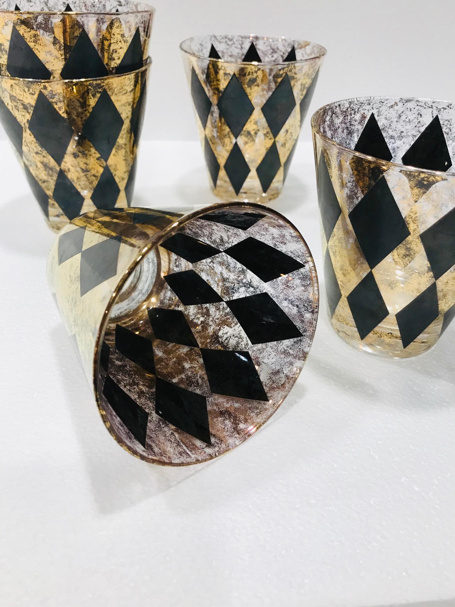 Set of Seven Hollywood Regency Barware Rock Glasses in Gold and Black, 1960s 3