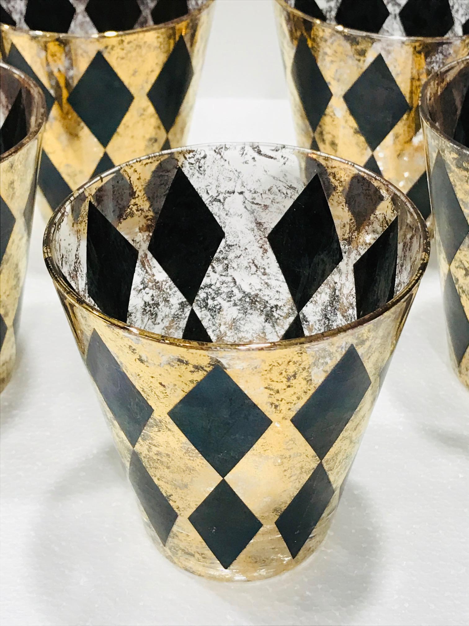 Blown Glass Set of Seven Hollywood Regency Barware Rock Glasses in Gold and Black, 1960s