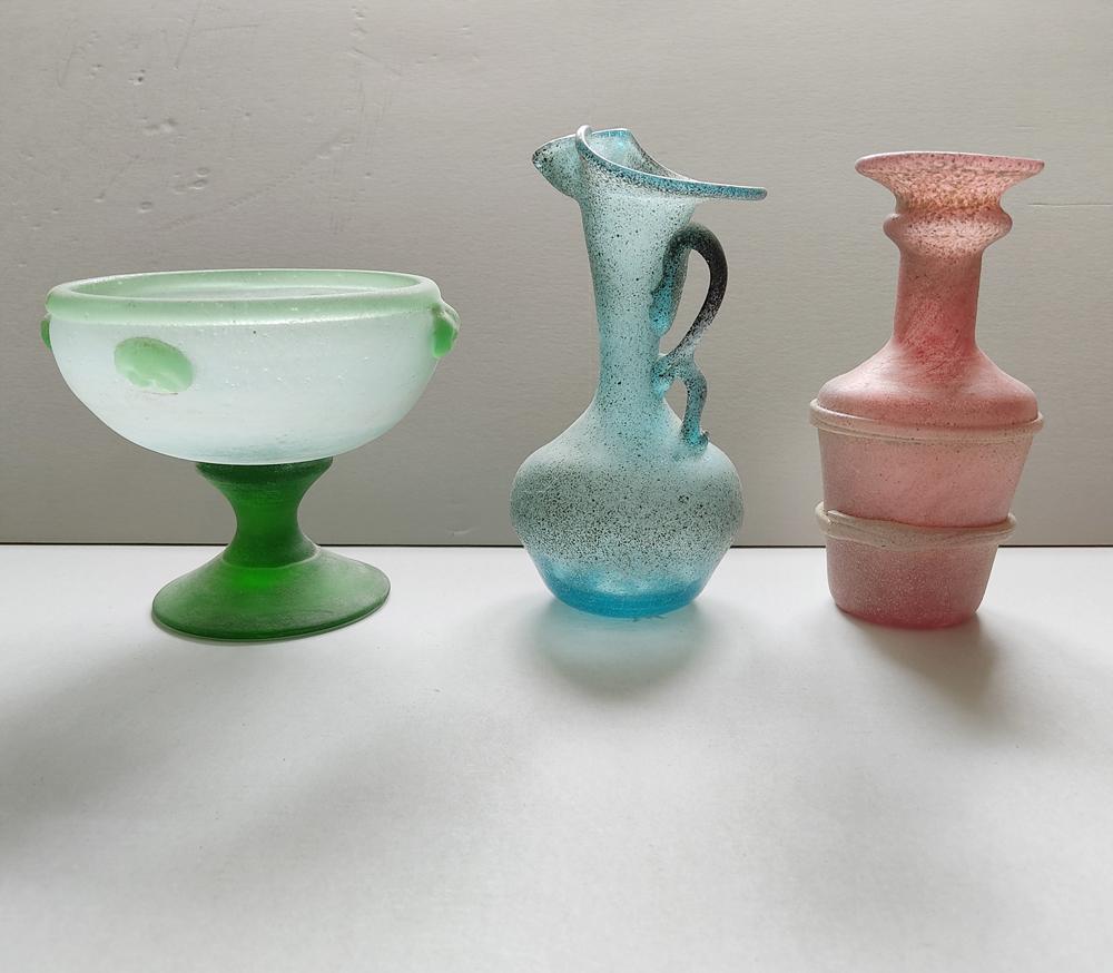 Mid-Century Modern Set of Seven Italian Vintage Textured Blown Murano Glass Vases For Sale