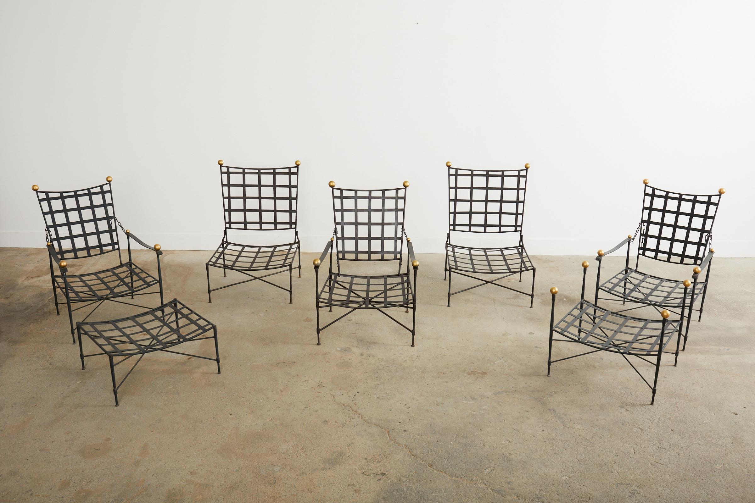 Mid-Century Modern Ensemble de sept chaises longues et repose-pieds Mario Papperzini pour Salterini Garden en vente
