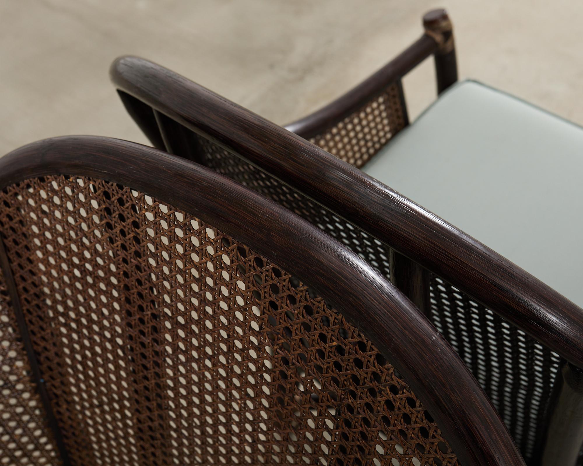 Satz von sieben McGuire Rattan Cane Beldens Esszimmerstühlen (21. Jahrhundert und zeitgenössisch) im Angebot