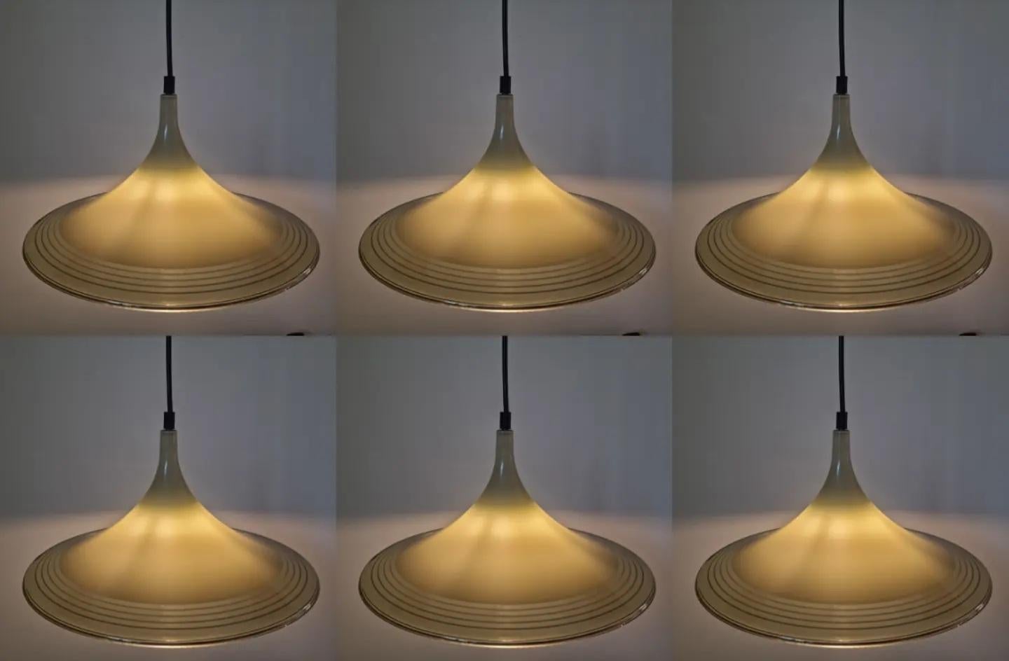 Set of Seven Midcentury Semi Lamp Style Pendants Meblo, Harvey Guzzini, 1970s For Sale 5