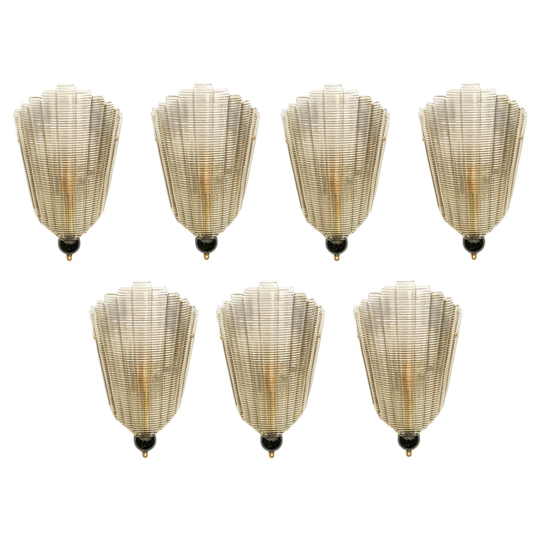 Set di sette lampade da parete in vetro di Murano, stile Art Déco, in stock in vendita