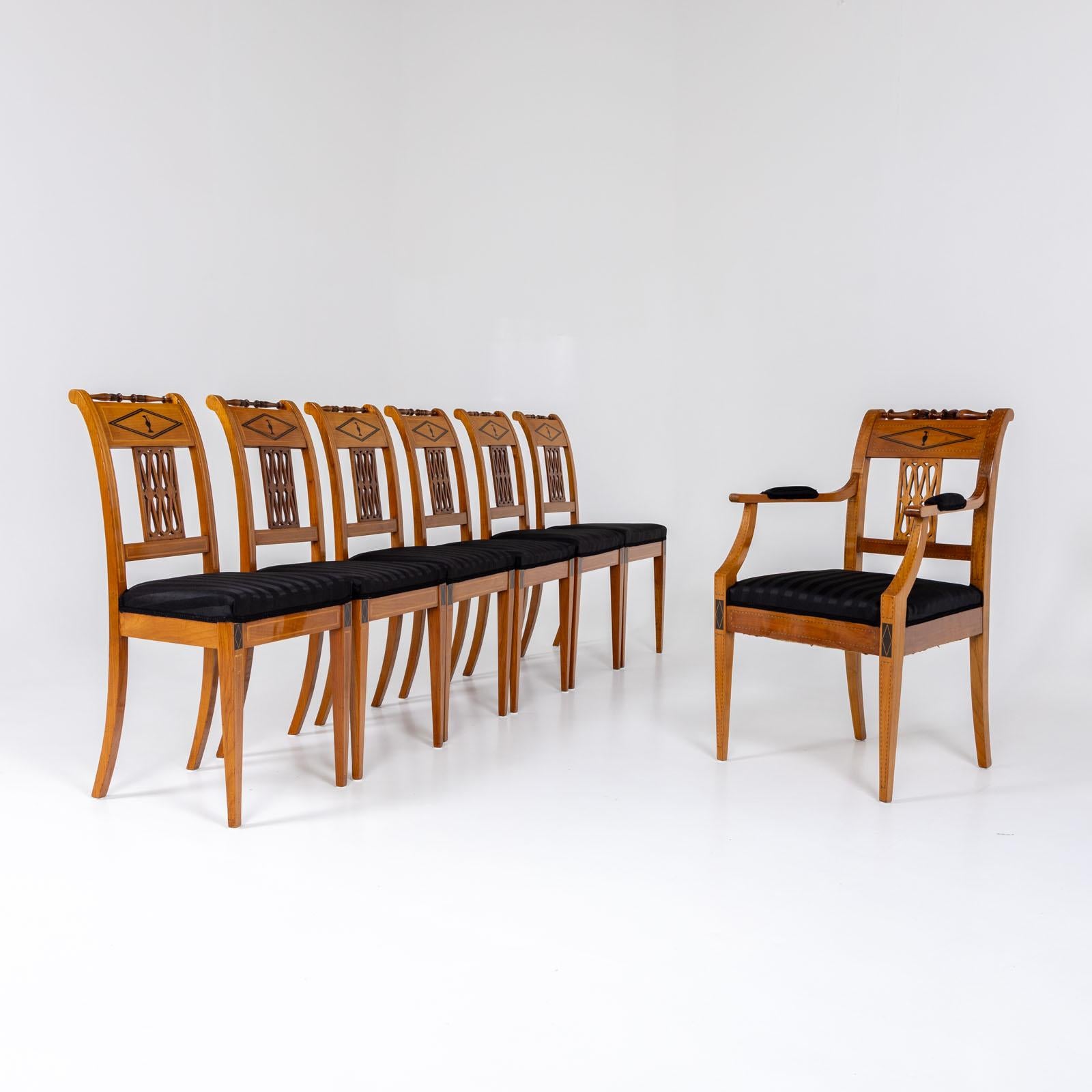 Néoclassique Ensemble de sept chaises de salle à manger néoclassiques, début du 19ème siècle en vente