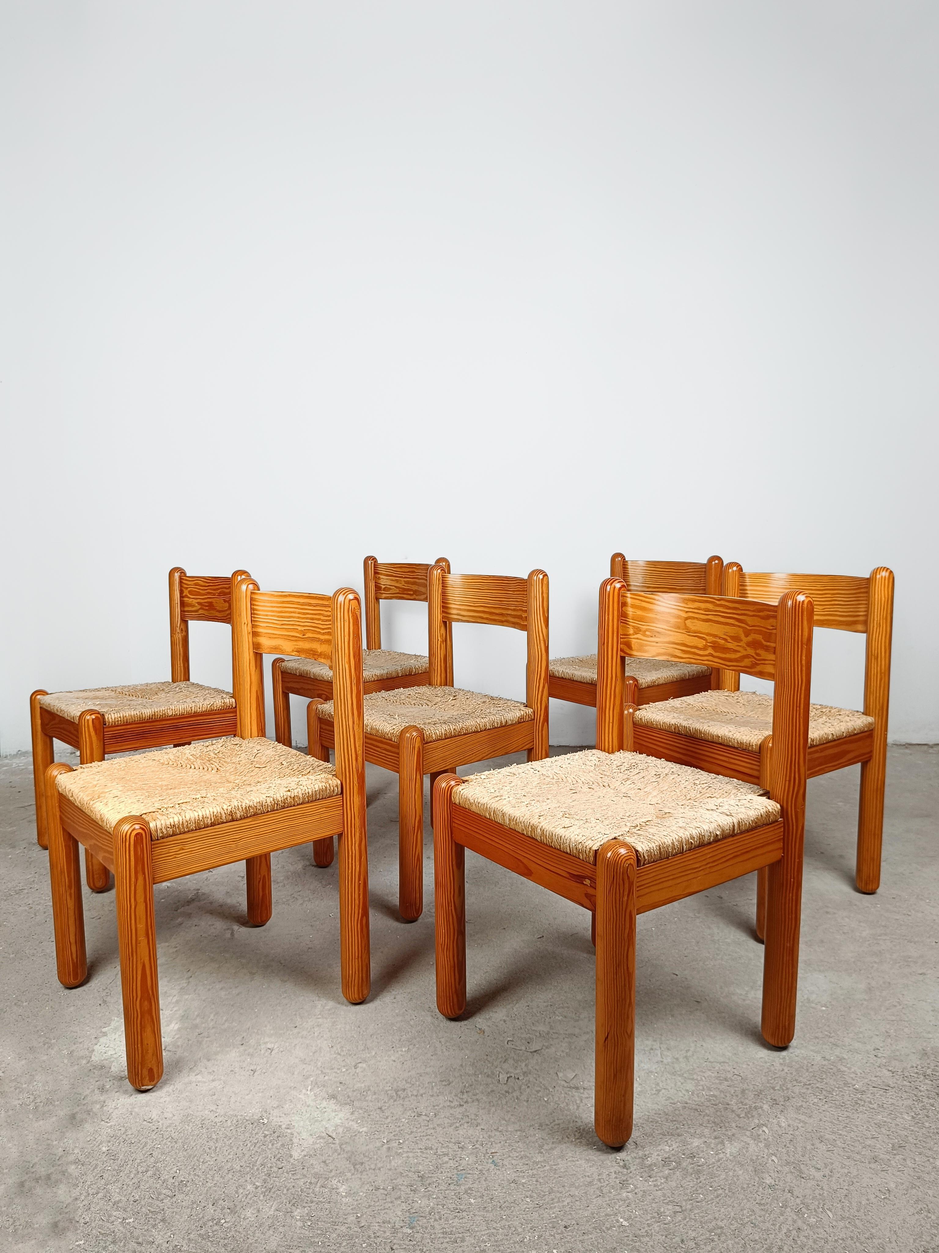 Set of Seven Oak and Rush Chairs in the Style of Charlotte Perriand, 1960s For Sale 2