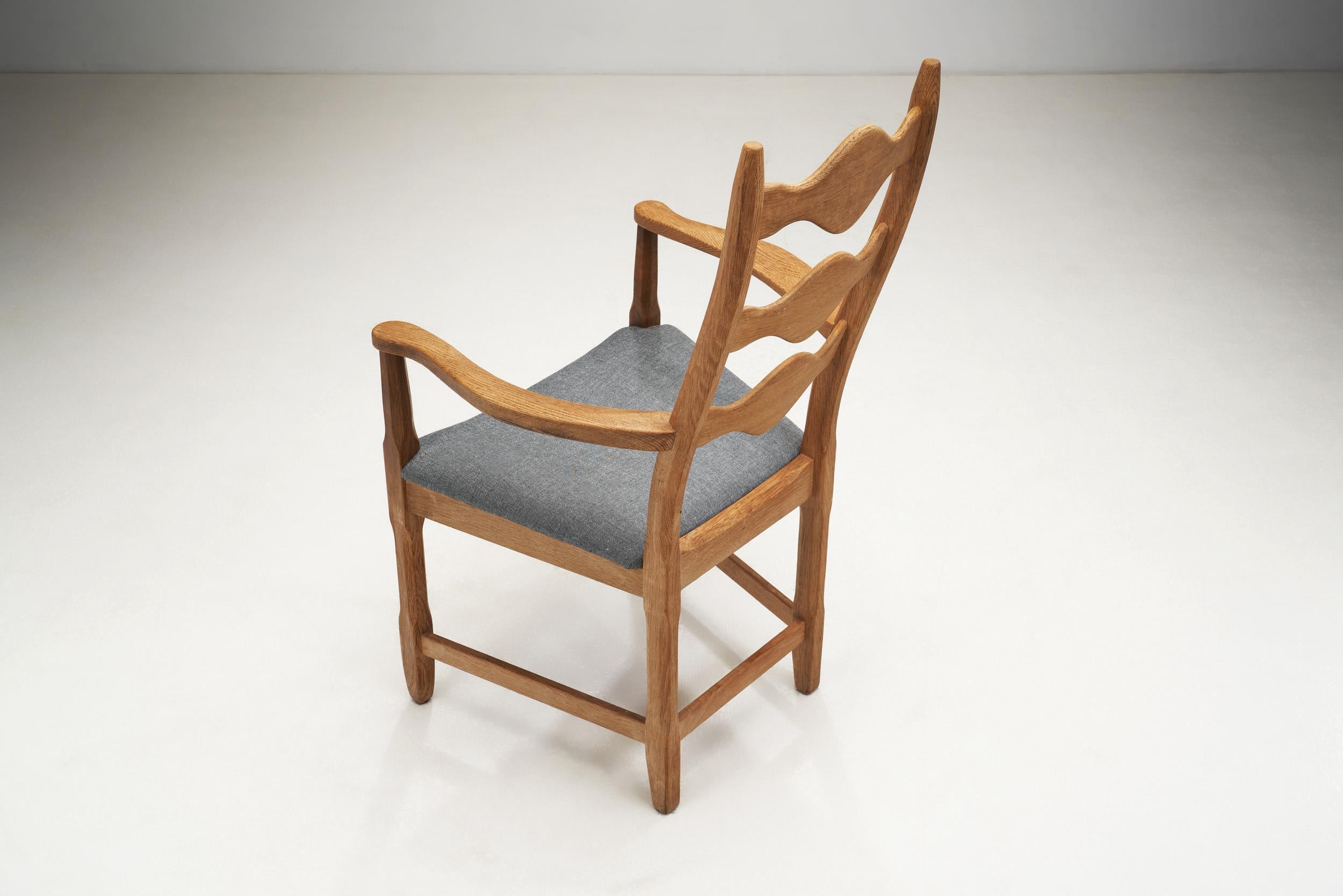 Mid-20th Century Set of Seven Oak Dining Chairs by Henning Kjærnulf, Denmark, 1960s