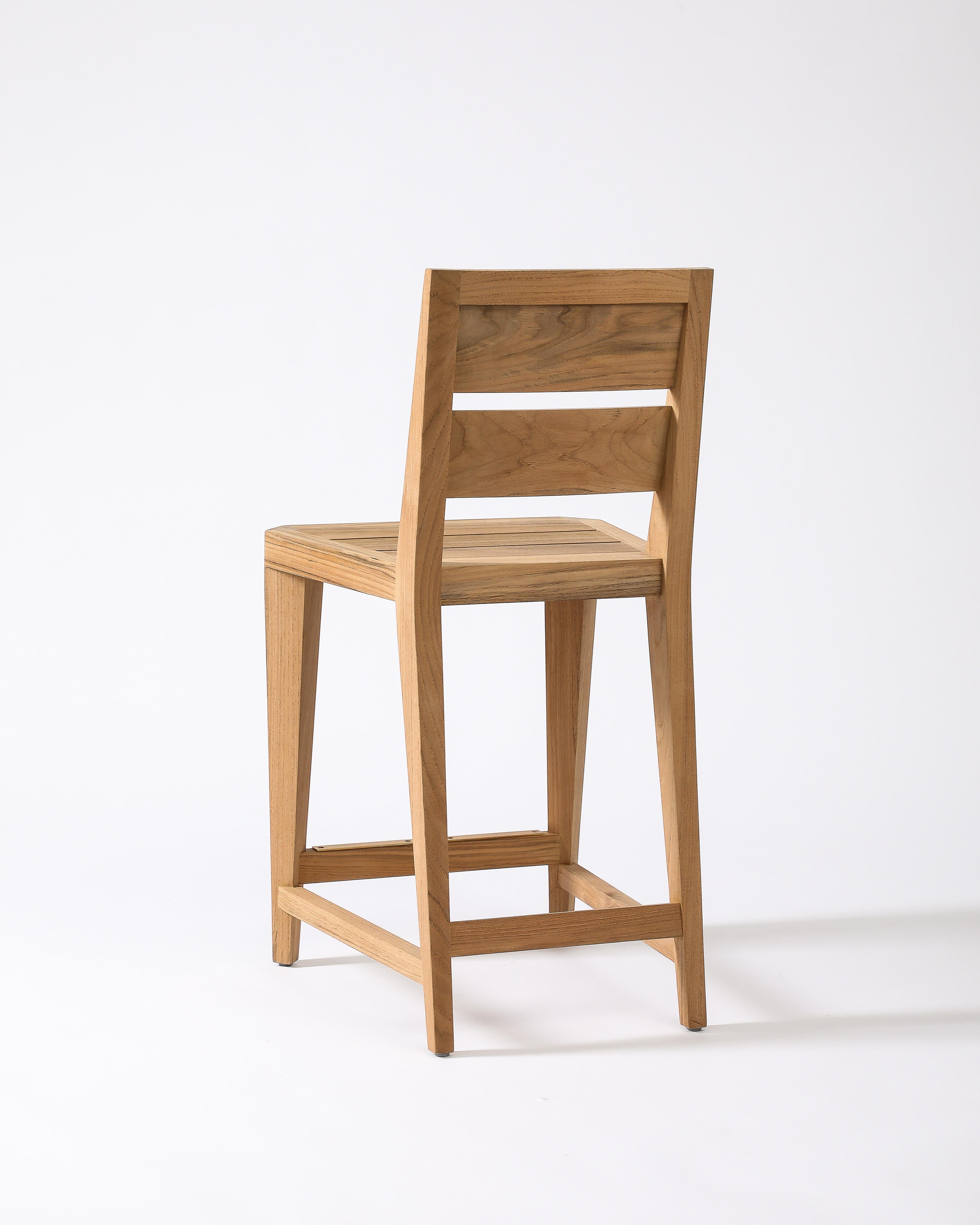 Set di sette sgabelli da bar per esterni in teak di Sutherland, Stati Uniti in vendita 6