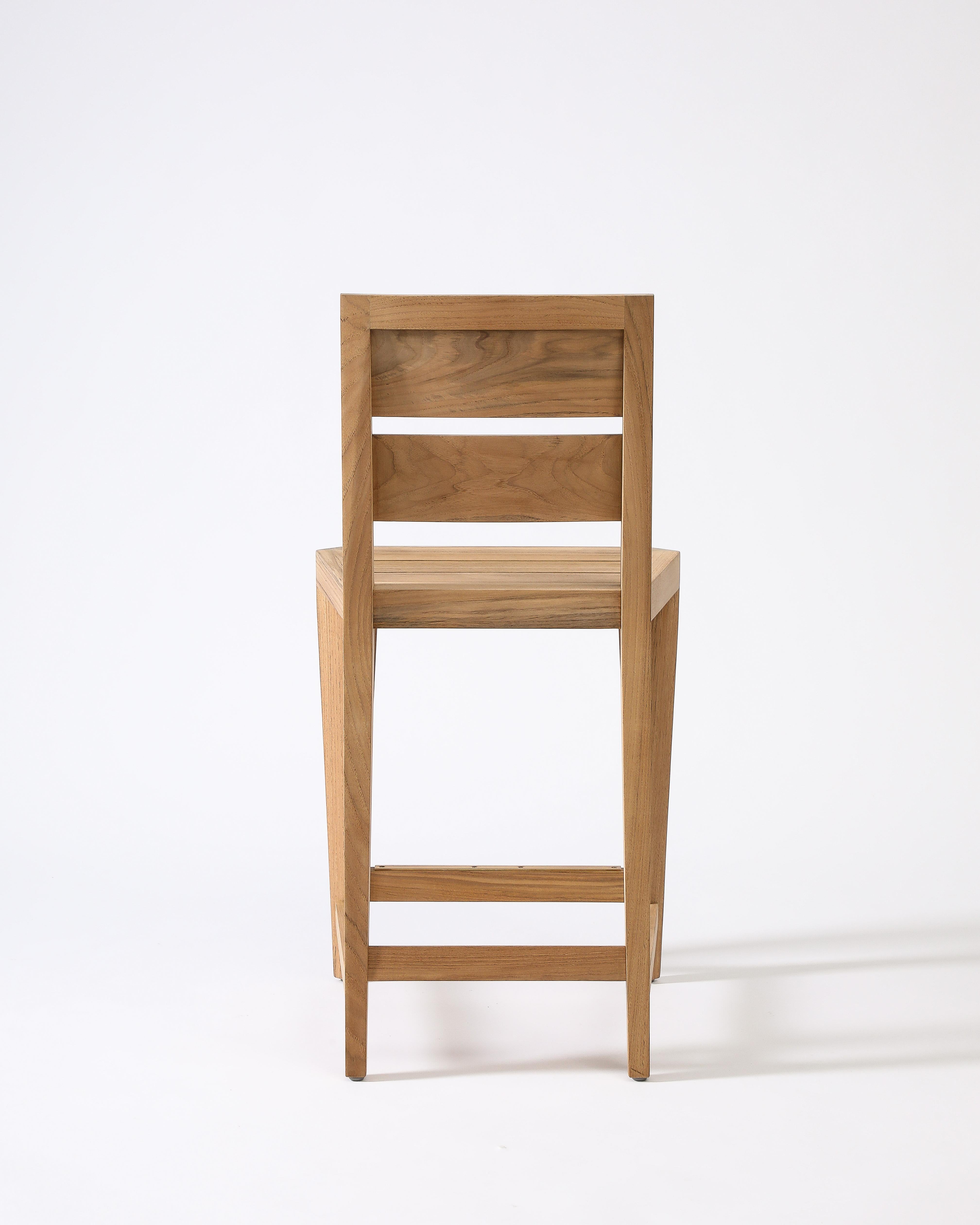 Set di sette sgabelli da bar per esterni in teak di Sutherland, Stati Uniti in vendita 7