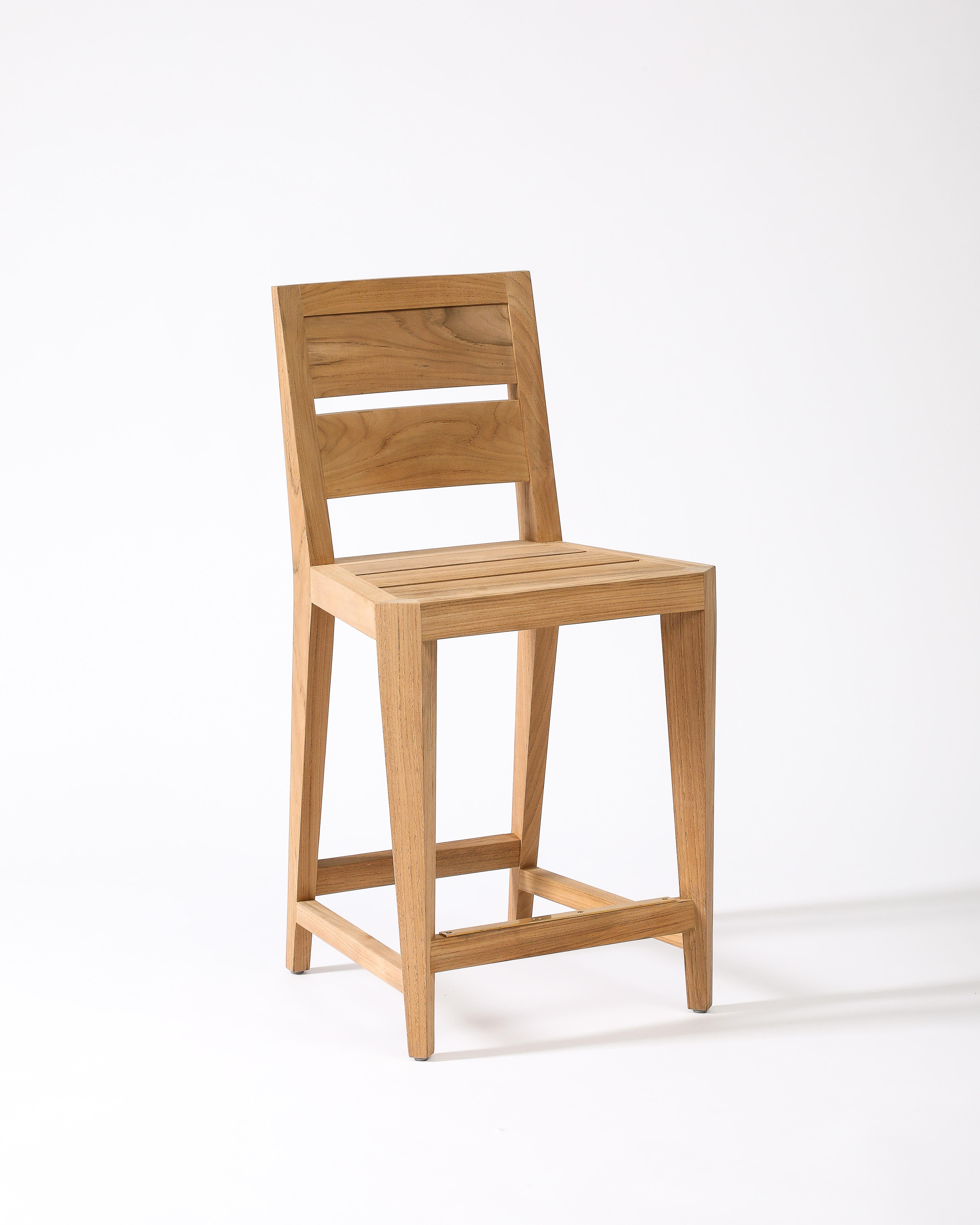 Set di sette sgabelli da bar per esterni in teak di Sutherland, Stati Uniti in vendita 11