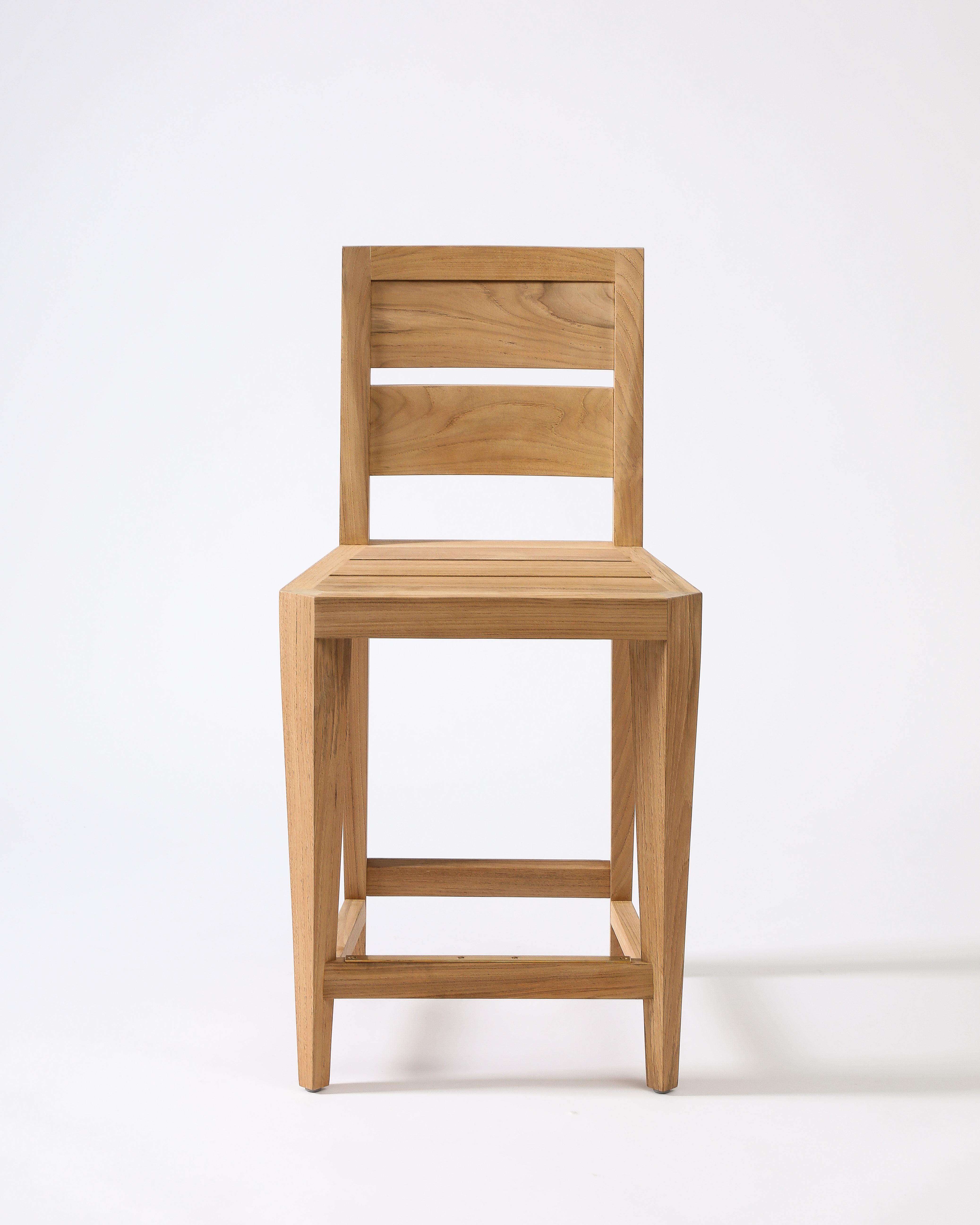 Set di sette sgabelli da bar per esterni in teak di Sutherland, Stati Uniti in vendita 2