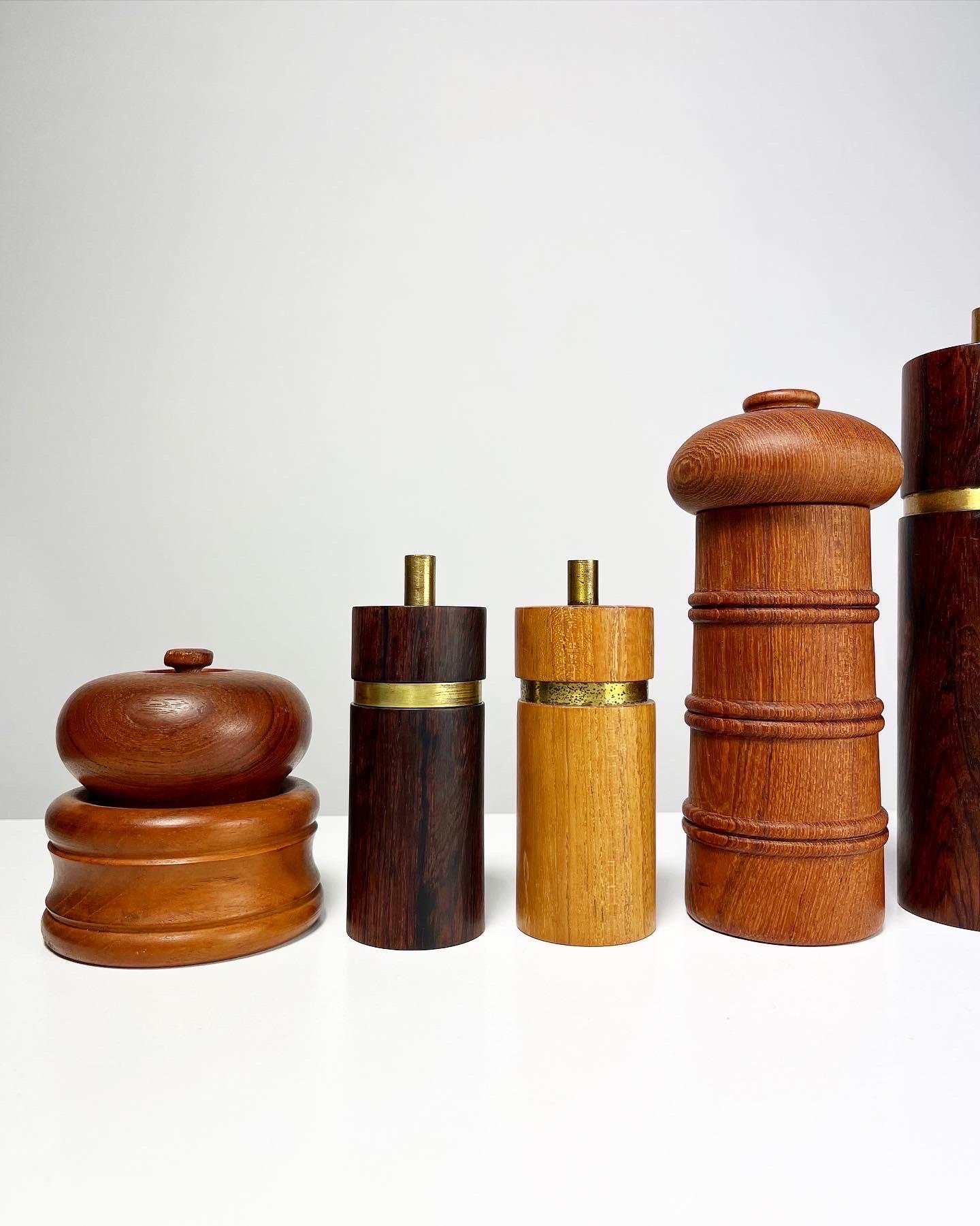 Danish Set of Seven Pepper Mills & Salt Shaker Rosewood Teak Quistgaard Lonborg SAAP