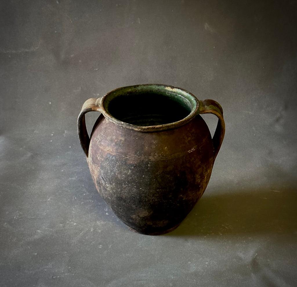 romanian clay pot