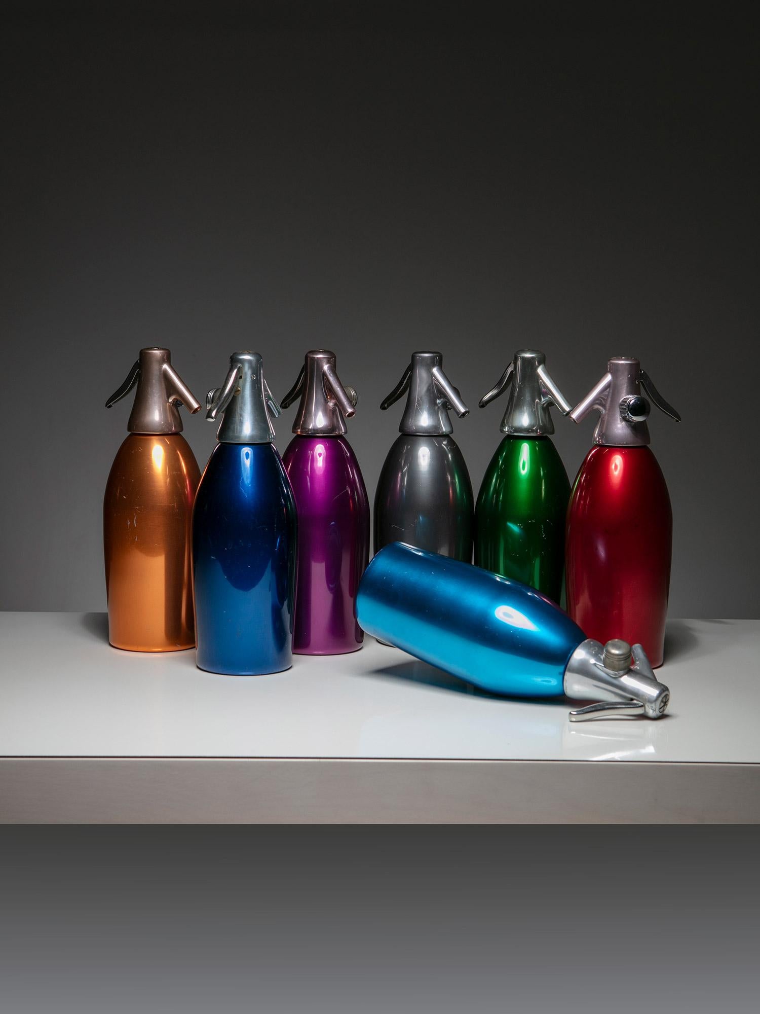 Italian Set of Seven Soda Siphons by Sergio Asti for Saccab, Italy, 1950s For Sale