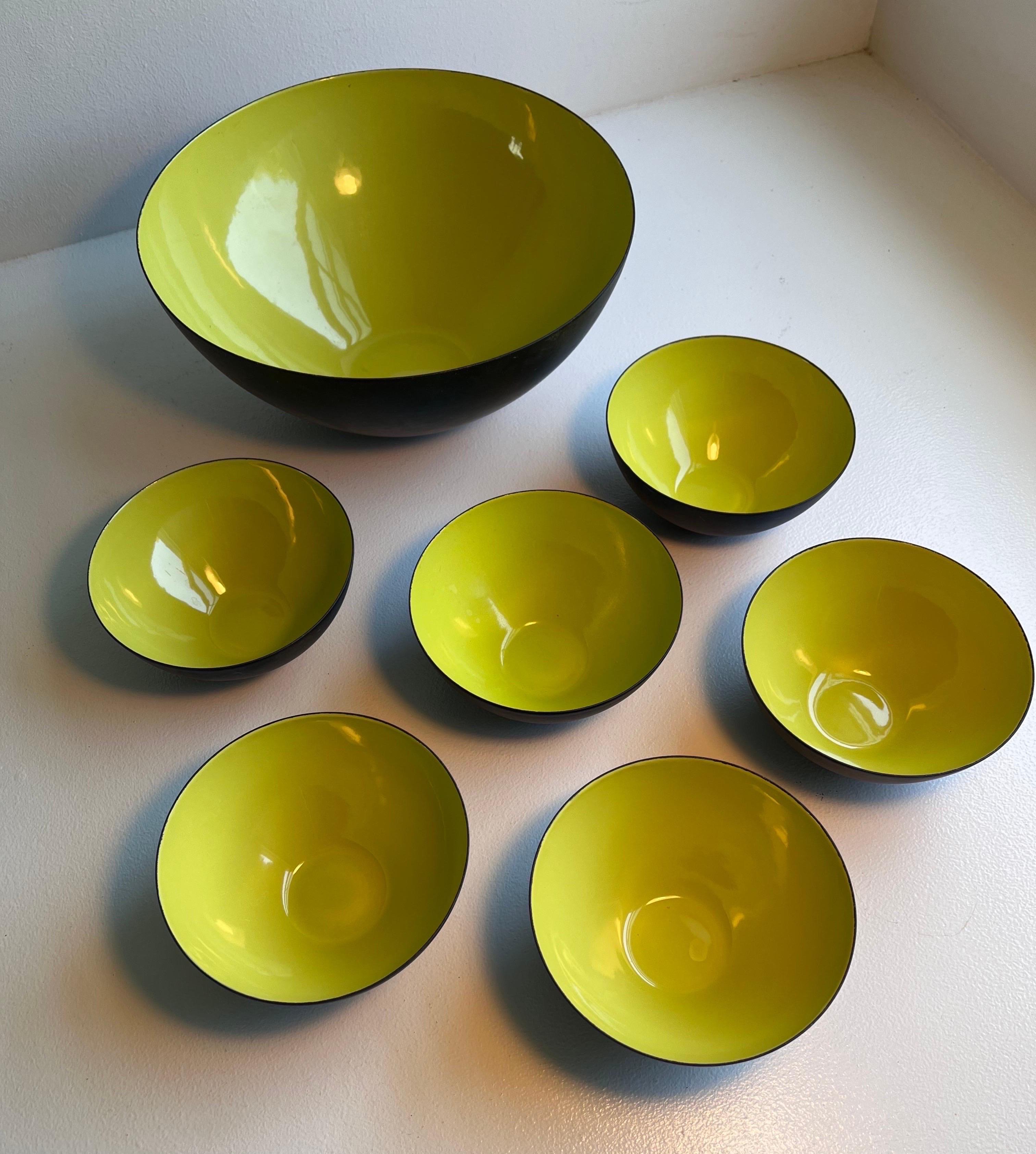 Set of Seven Vintage Enamel Krenit Bowls by Herbert Krenchel For Sale 9